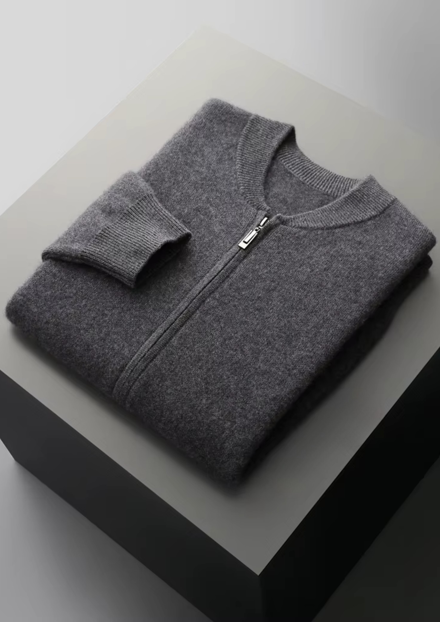 PURE EXTRA-FINE MERINO WOOL V-NECK CARDIGAN