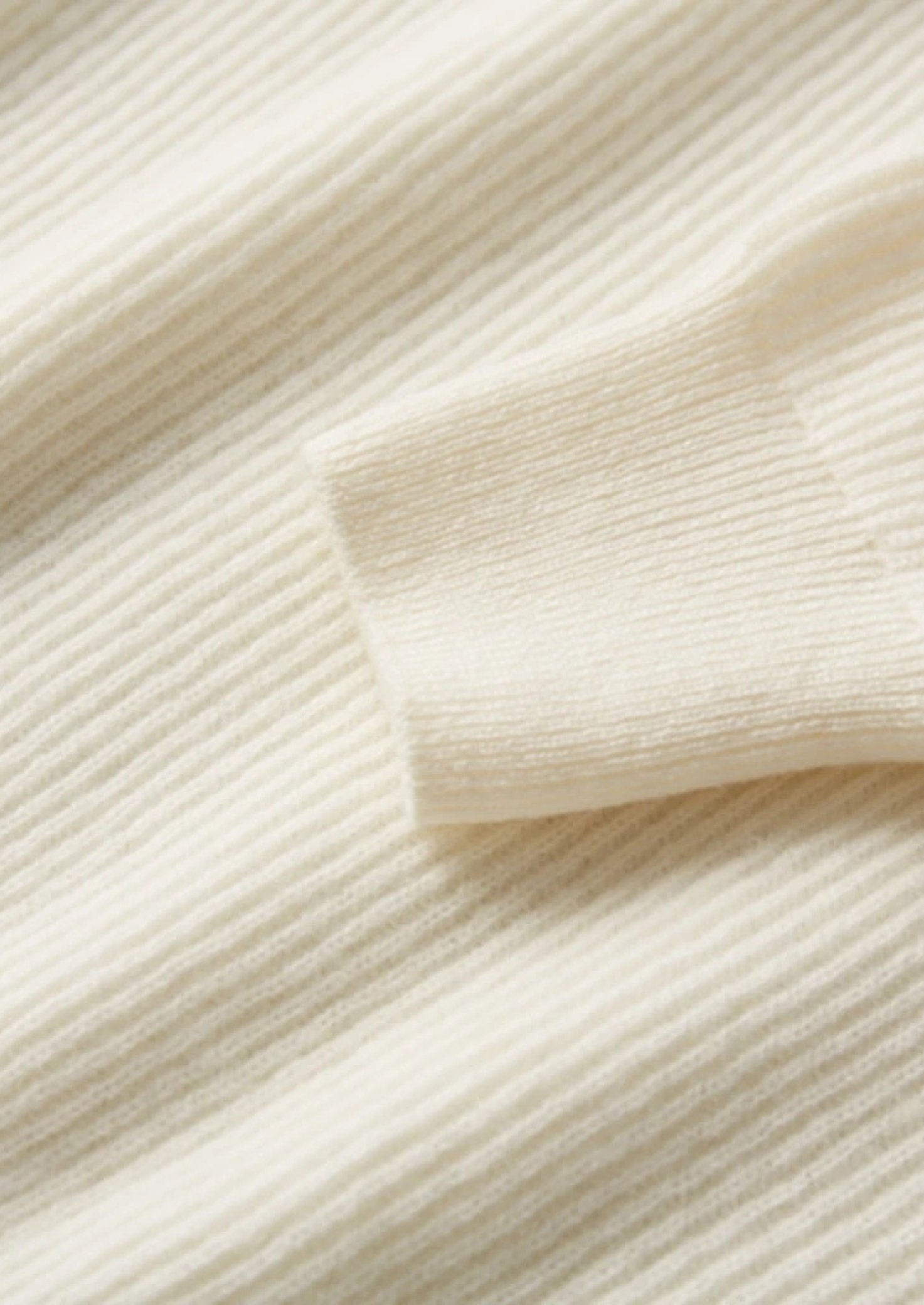 PREMIUM CASHMERE BUTTON SWEATER