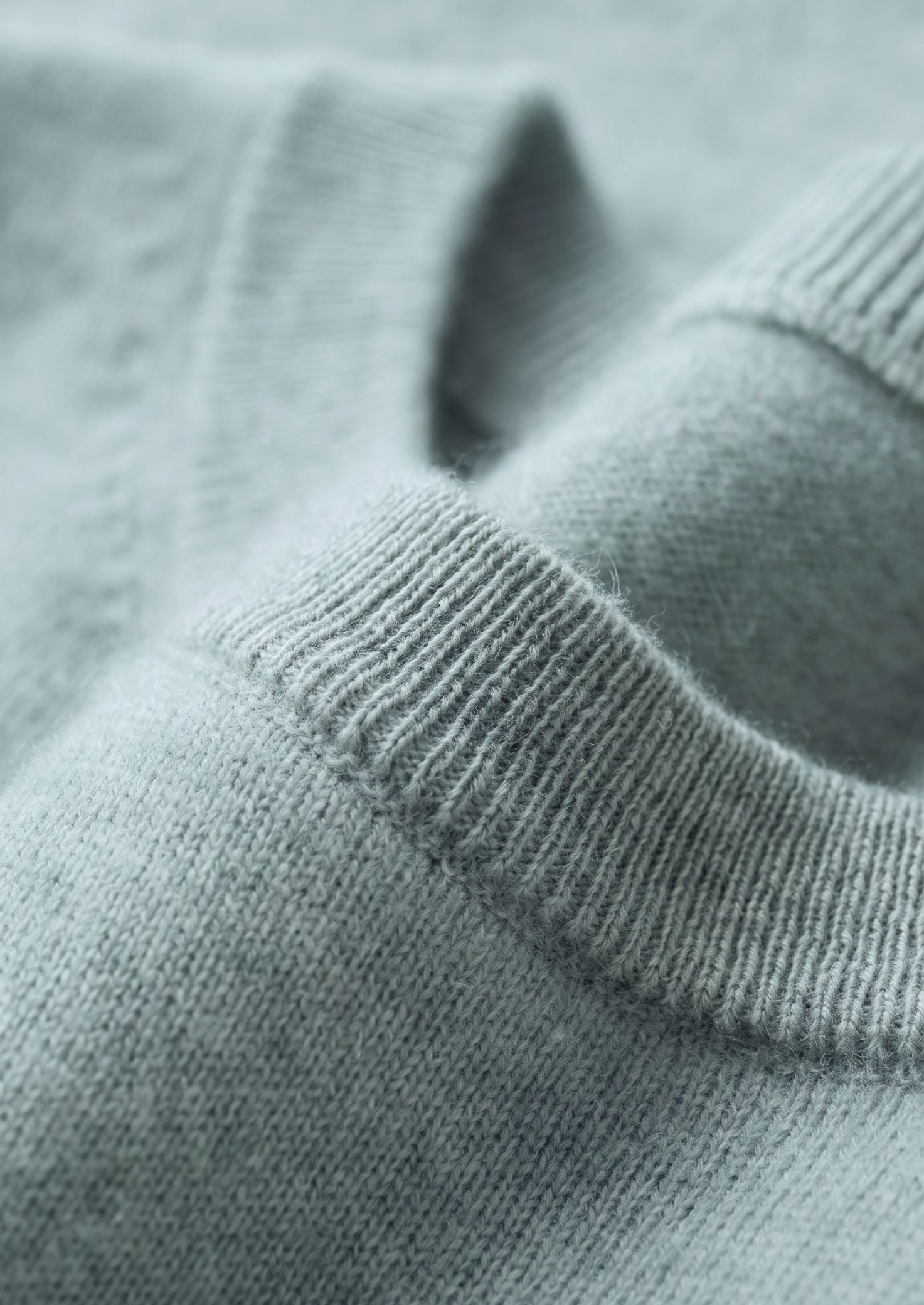Premium Cashmere Classic Crewneck T-Shirt - Turquoise