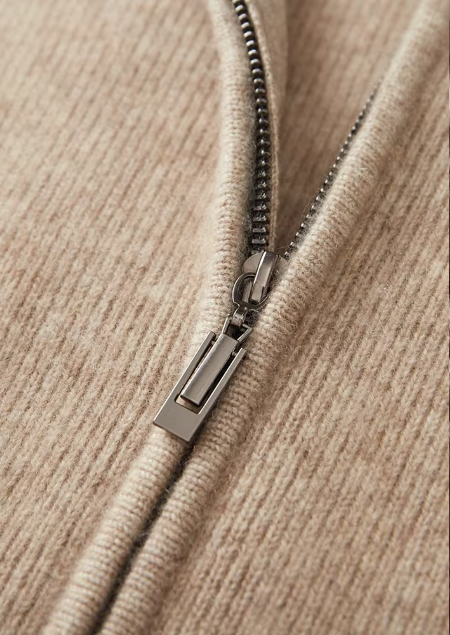 PURE EXTRA-FINE MERINO WOOL RIBBED ZIP CARDIGAN