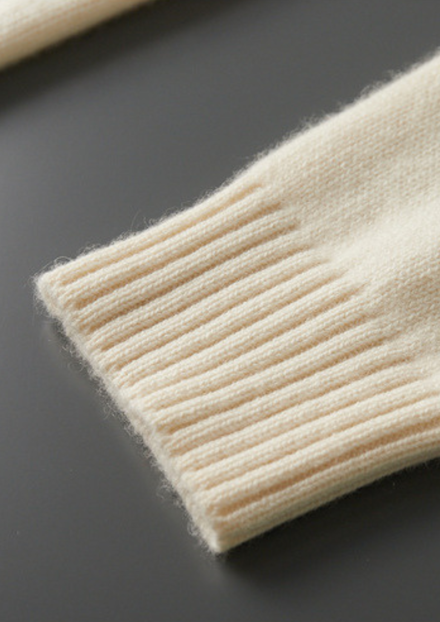 PURE CASHMERE IVORY PATTERNED MOCKNECK