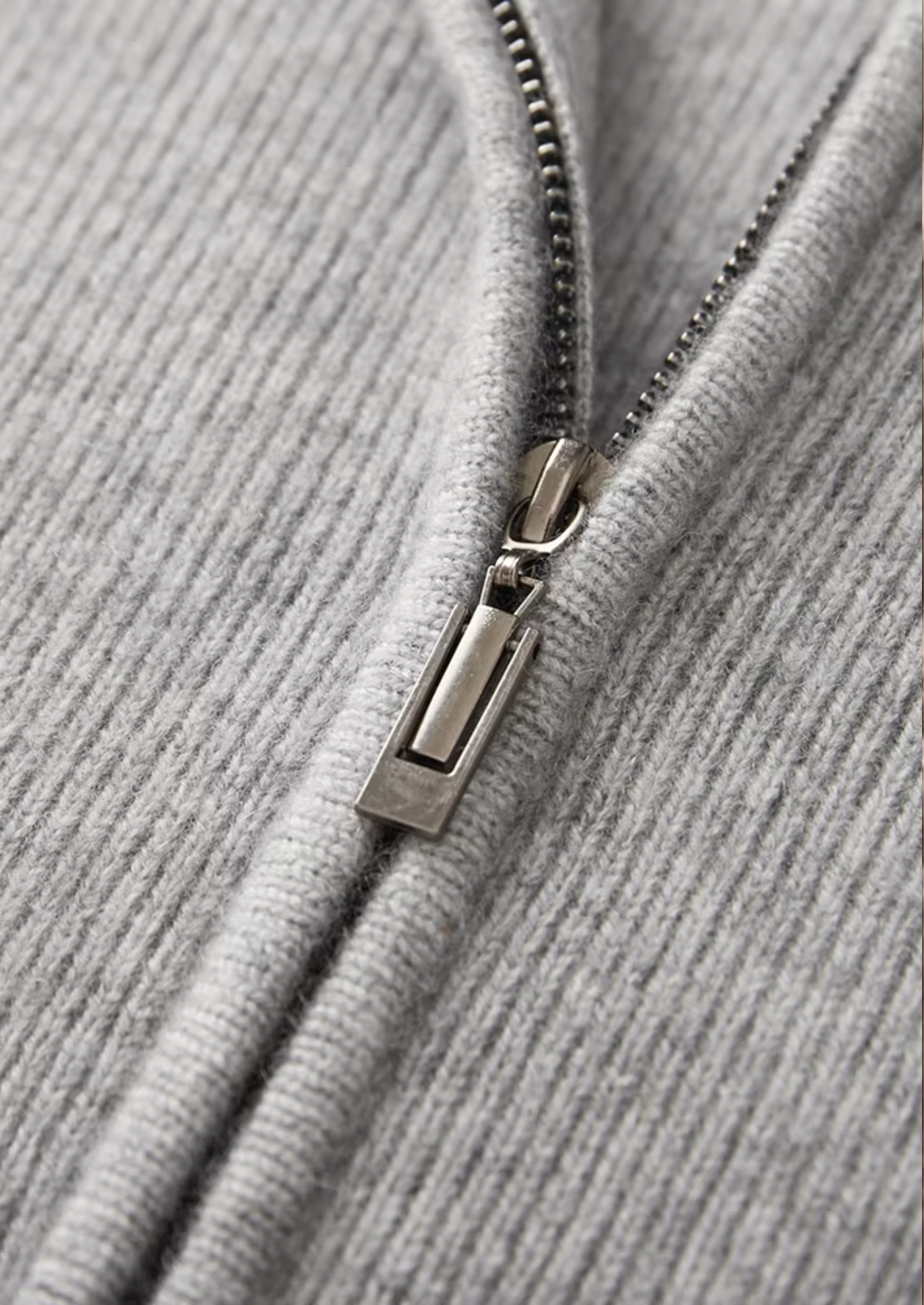 PURE EXTRA-FINE MERINO WOOL RIBBED ZIP CARDIGAN