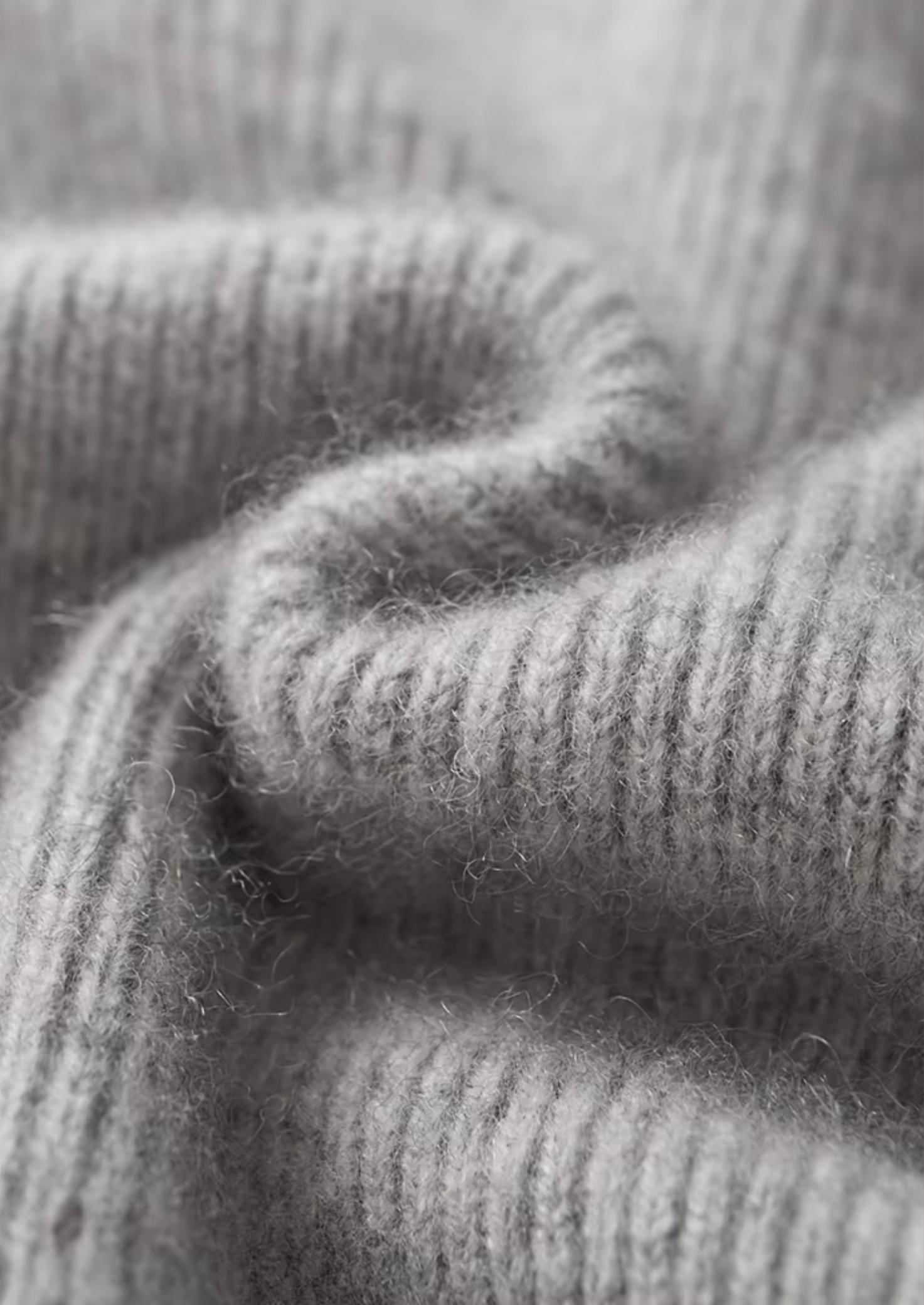 PURE EXTRA-FINE MERINO WOOL RIBBED ZIP CARDIGAN