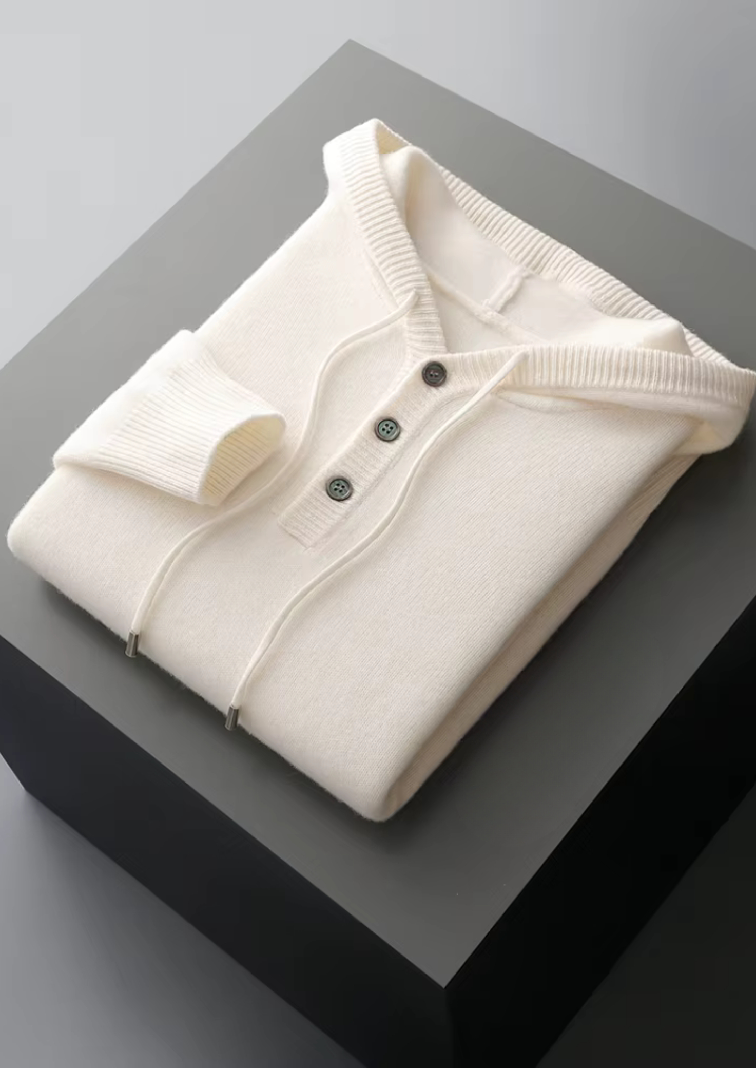 PURE EXTRA-FINE MERINO WOOL BUTTON HOODIE