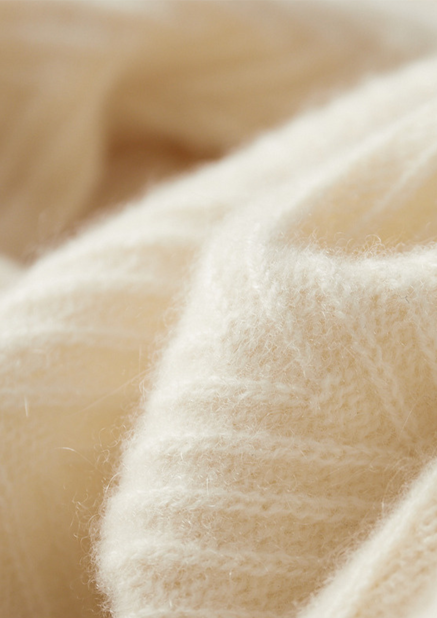 PURE CASHMERE IVORY HERRINGBONE CREWNECK