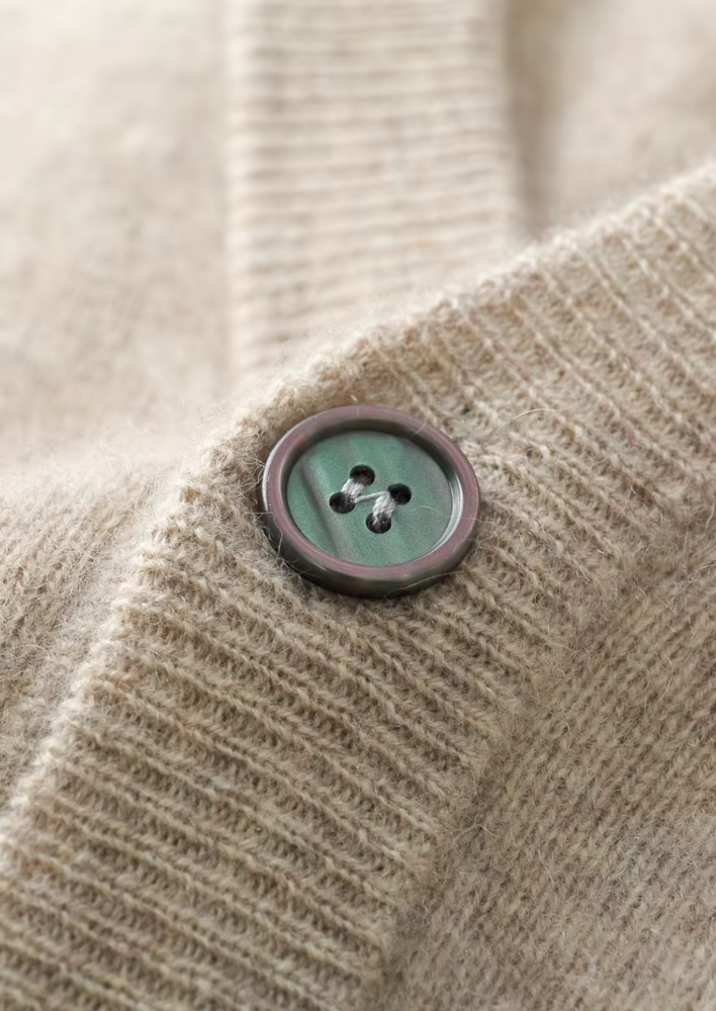 PURE EXTRA-FINE MERINO WOOL ESSENTIAL CARDIGAN
