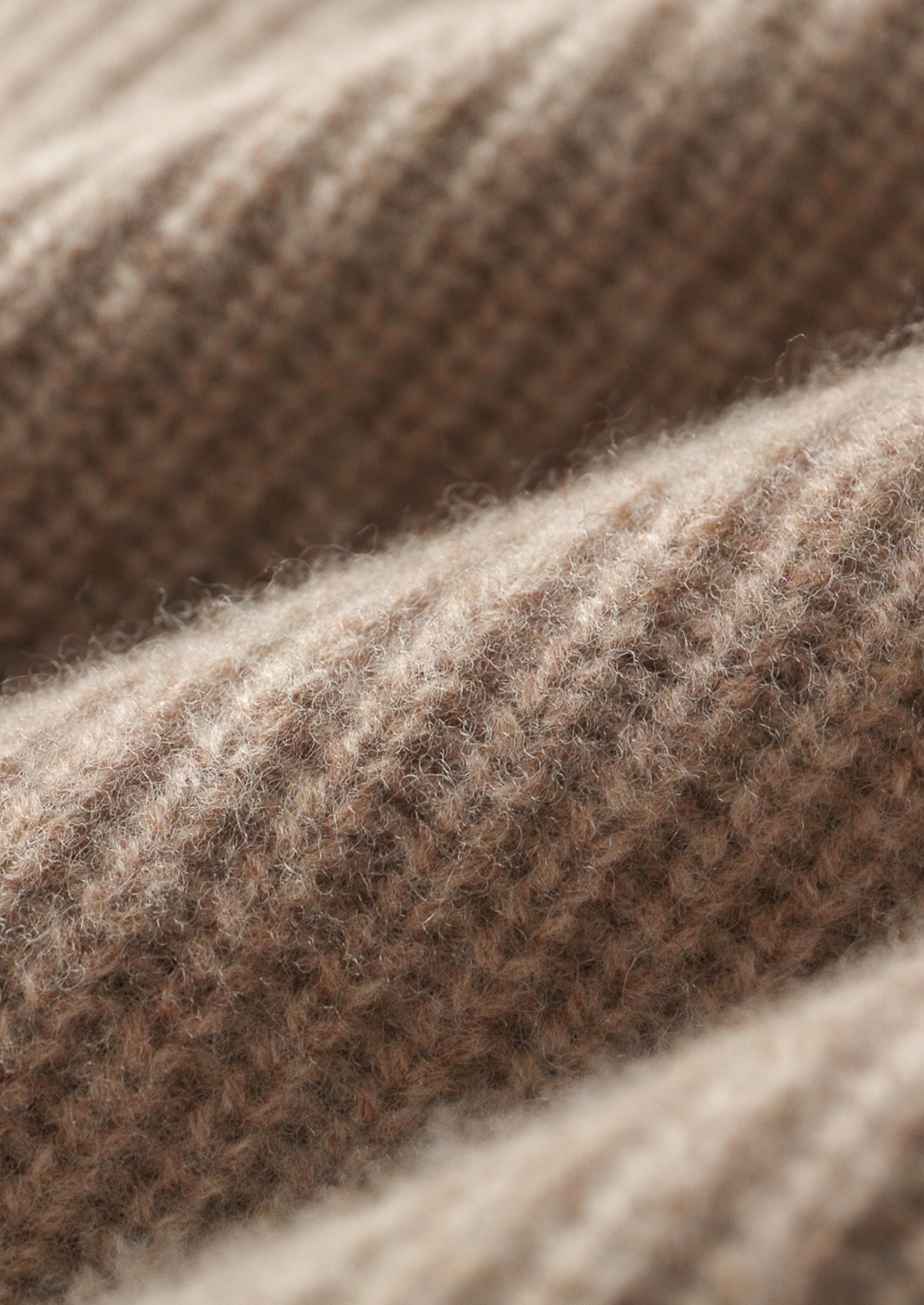 Pure Extra-Fine Merino Wool Ribbed Funnel Neck