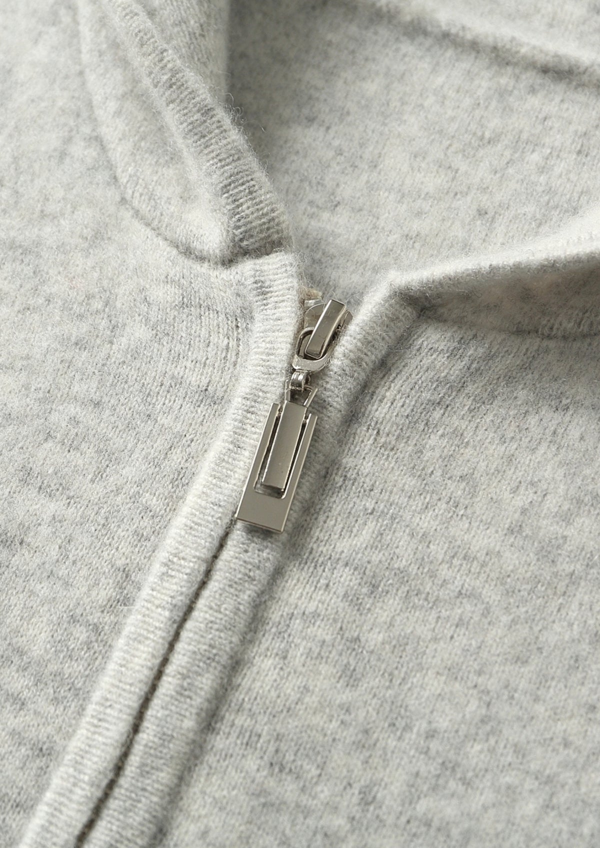 Pure Extra-Fine Merino Wool Hooded Zipper Vest