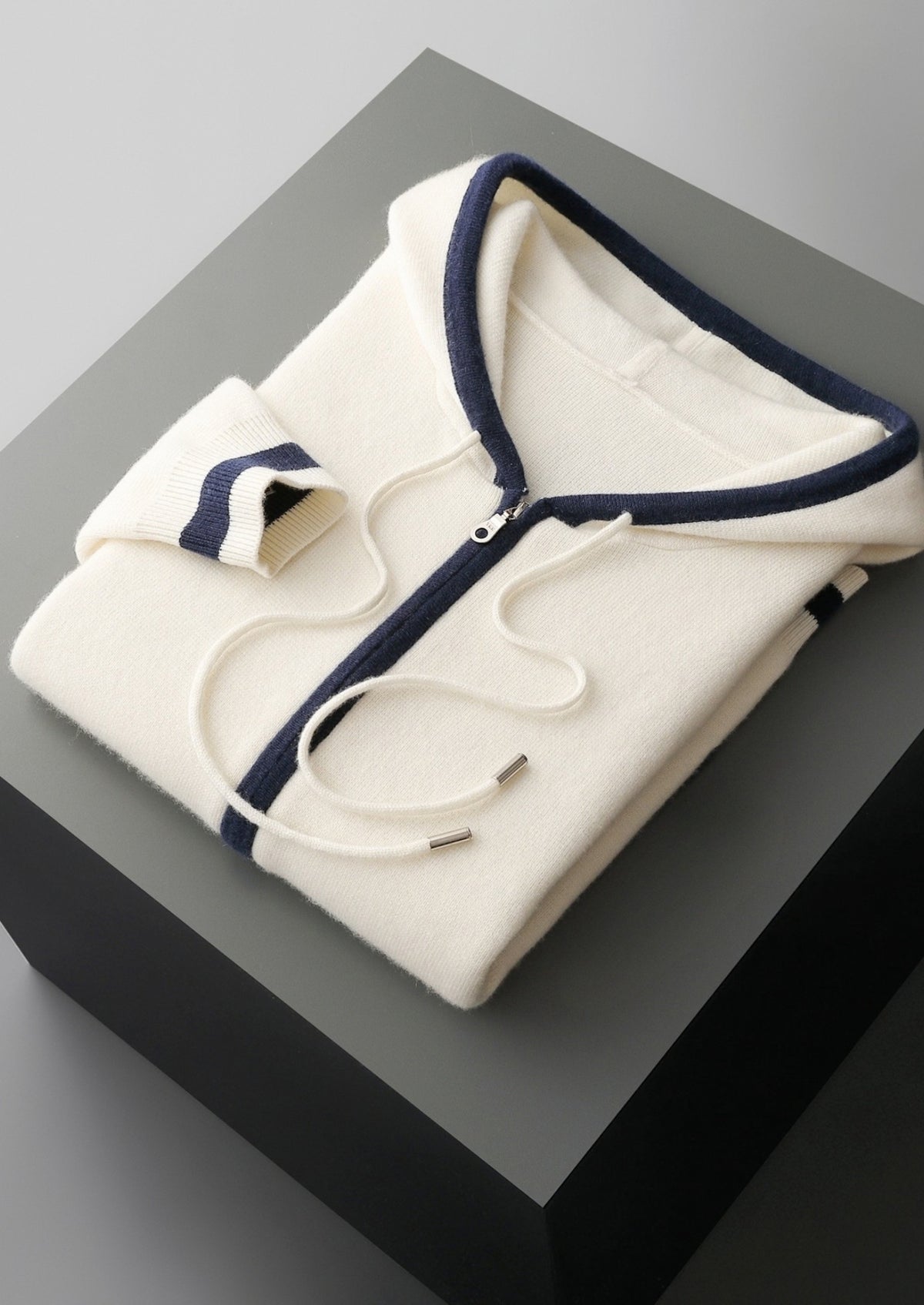 Pure Extra-Fine Merino Wool Two-Tone Zipper Hoodie