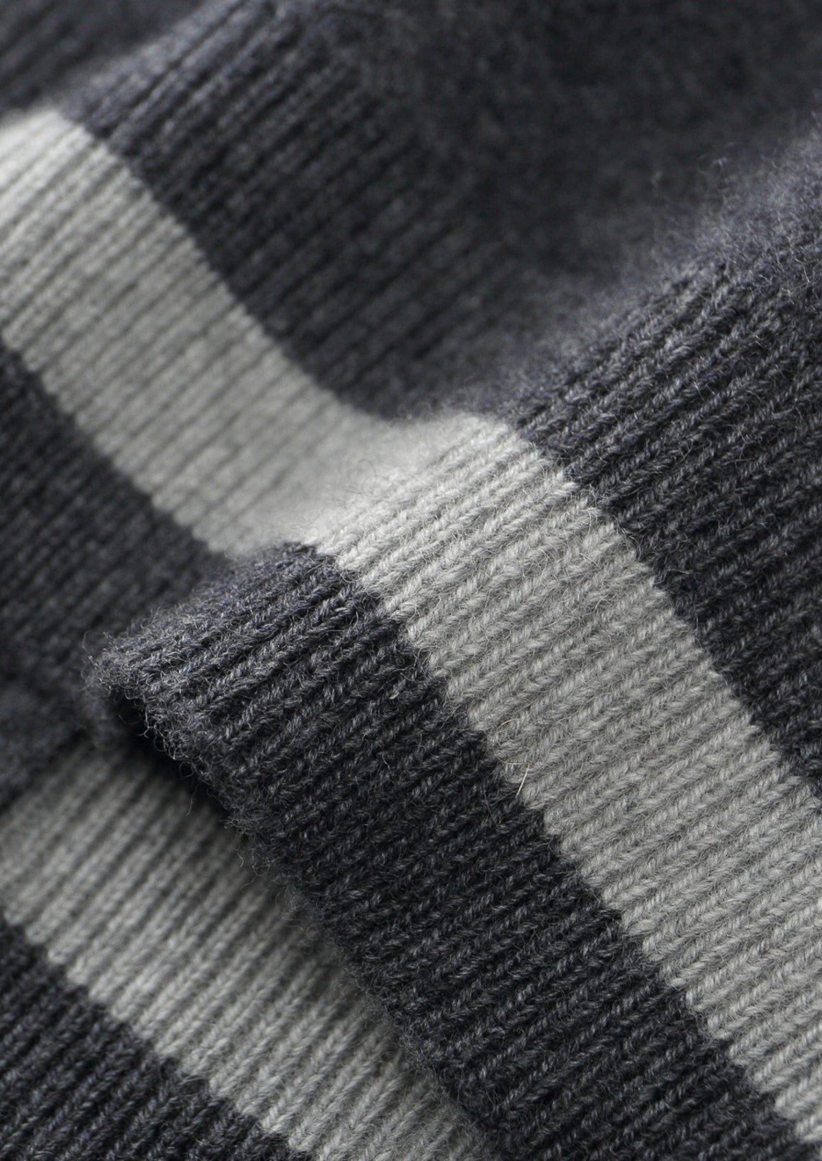 Pure Extra-Fine Merino Wool Two-Tone Zipper Hoodie