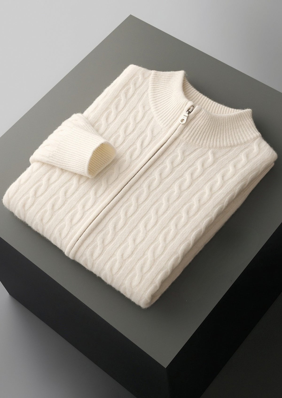 Pure Extra-Fine Merino Wool Cable Knit Zip Cardigan