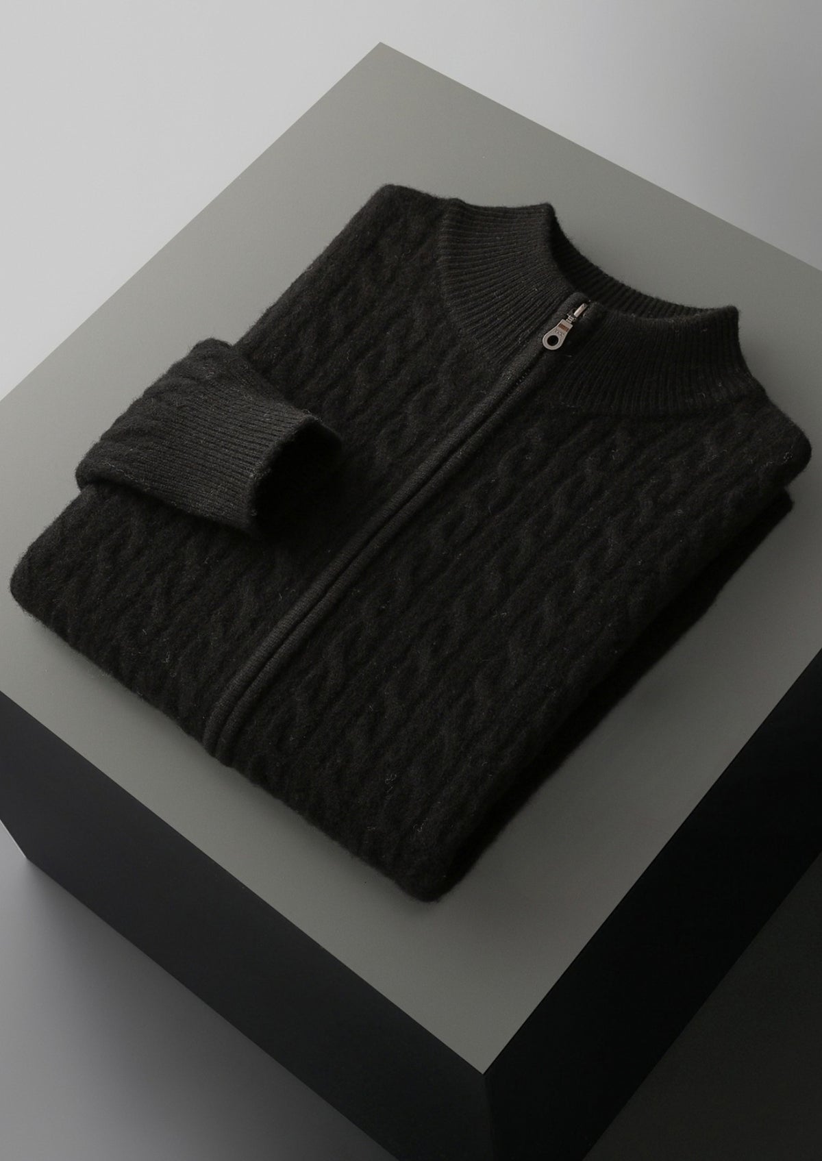 Pure Extra-Fine Merino Wool Cable Knit Zip Cardigan