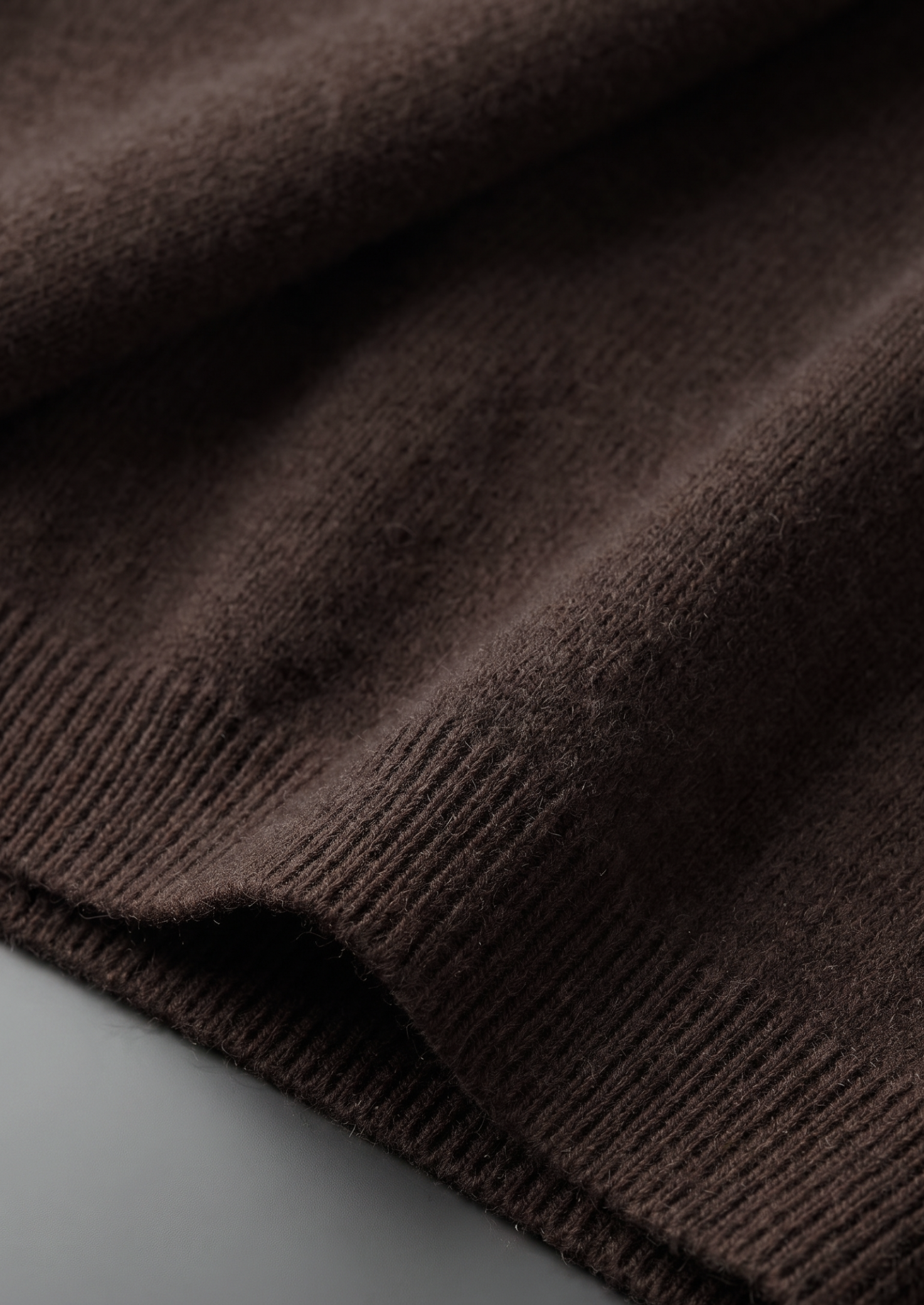 Premium Cashmere Classic Crewneck T-Shirt - Dark Brown