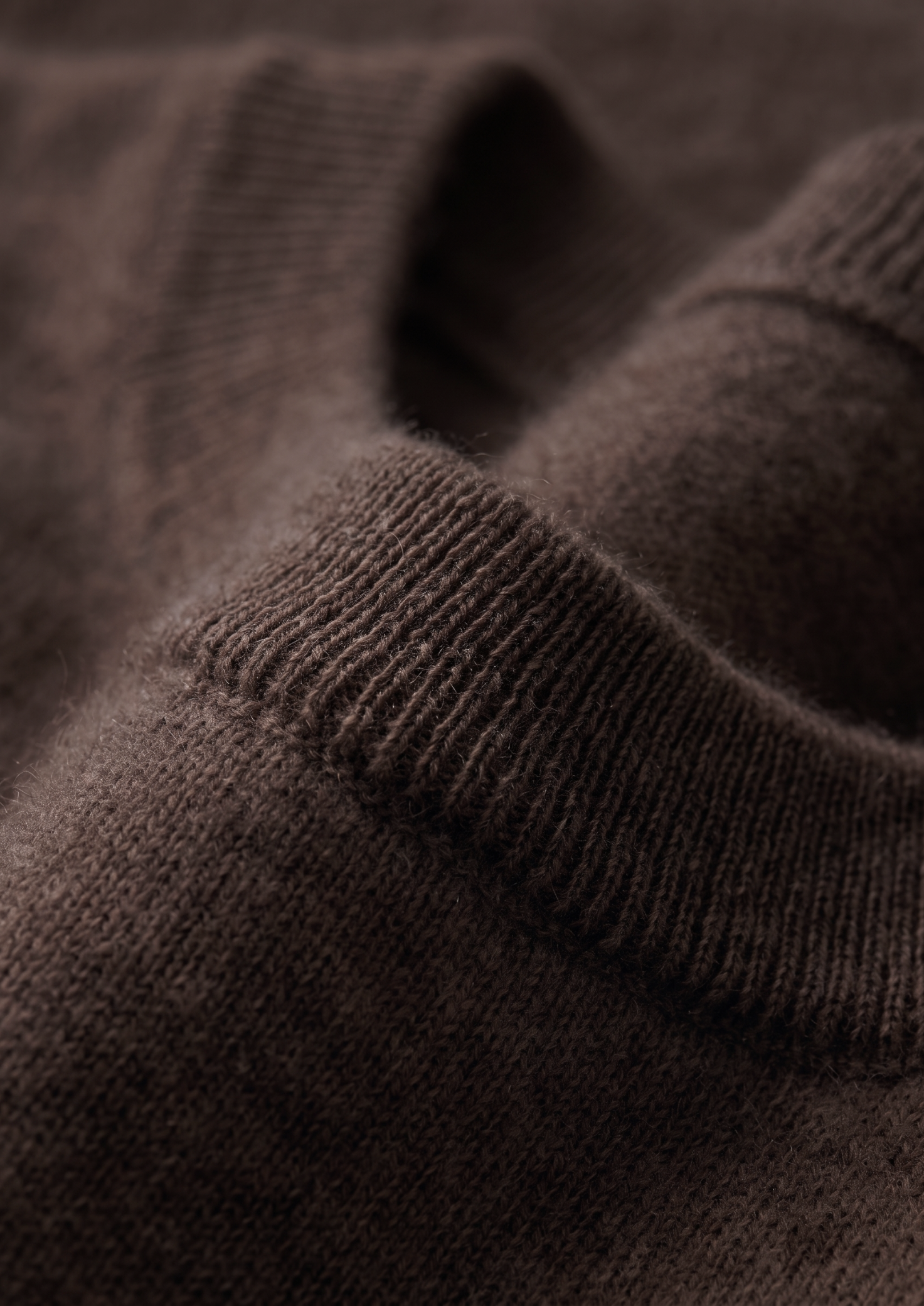 Premium Cashmere Classic Crewneck T-Shirt - Dark Brown