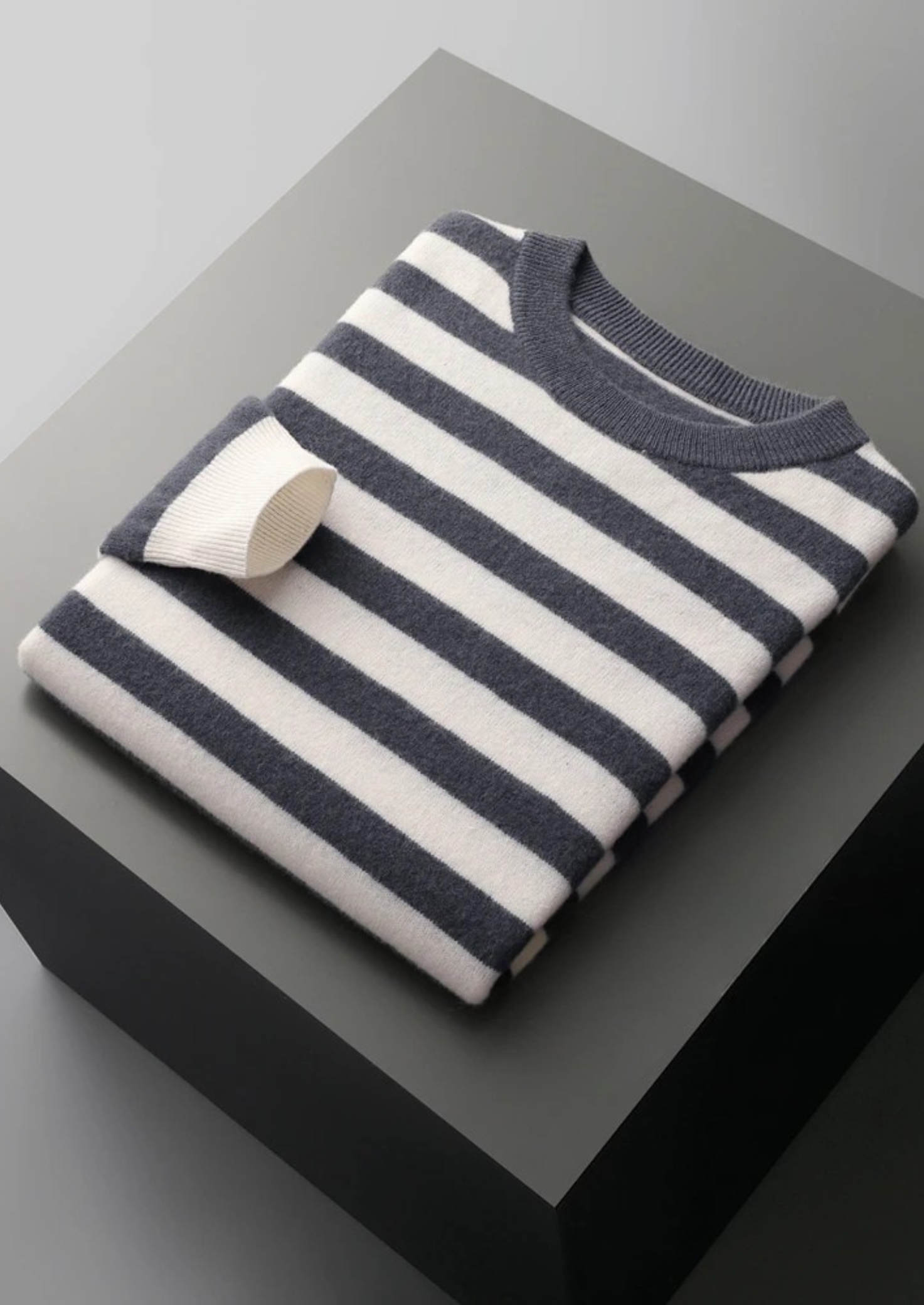 MERINO STRIPED CREWNECK