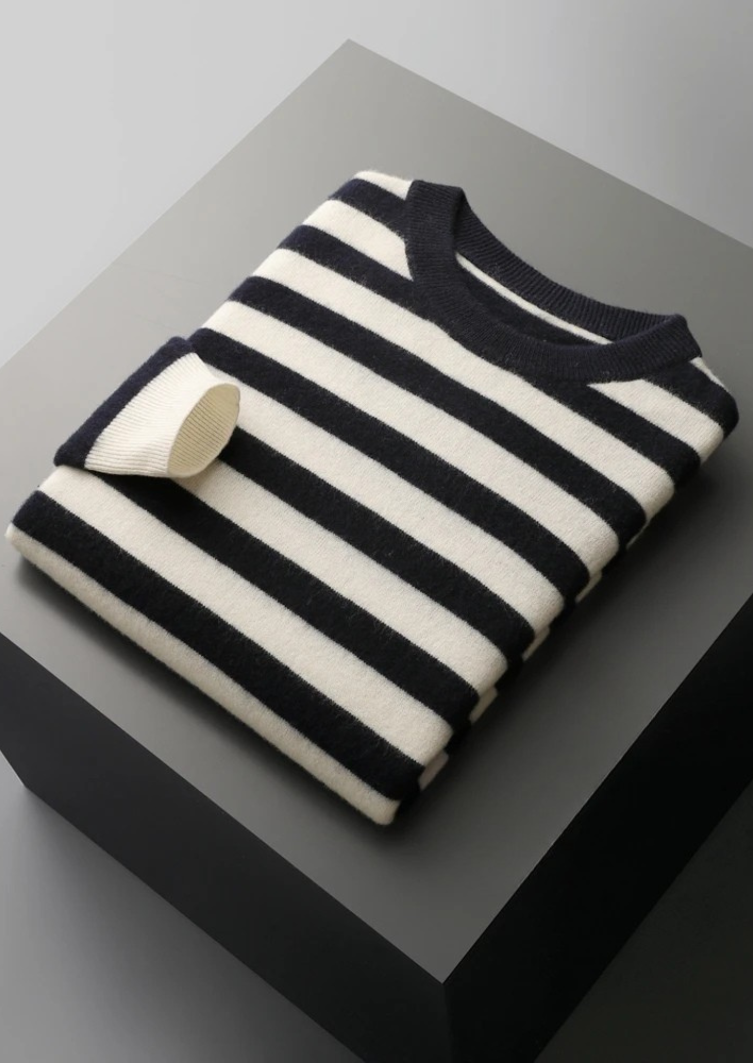 MERINO STRIPED CREWNECK