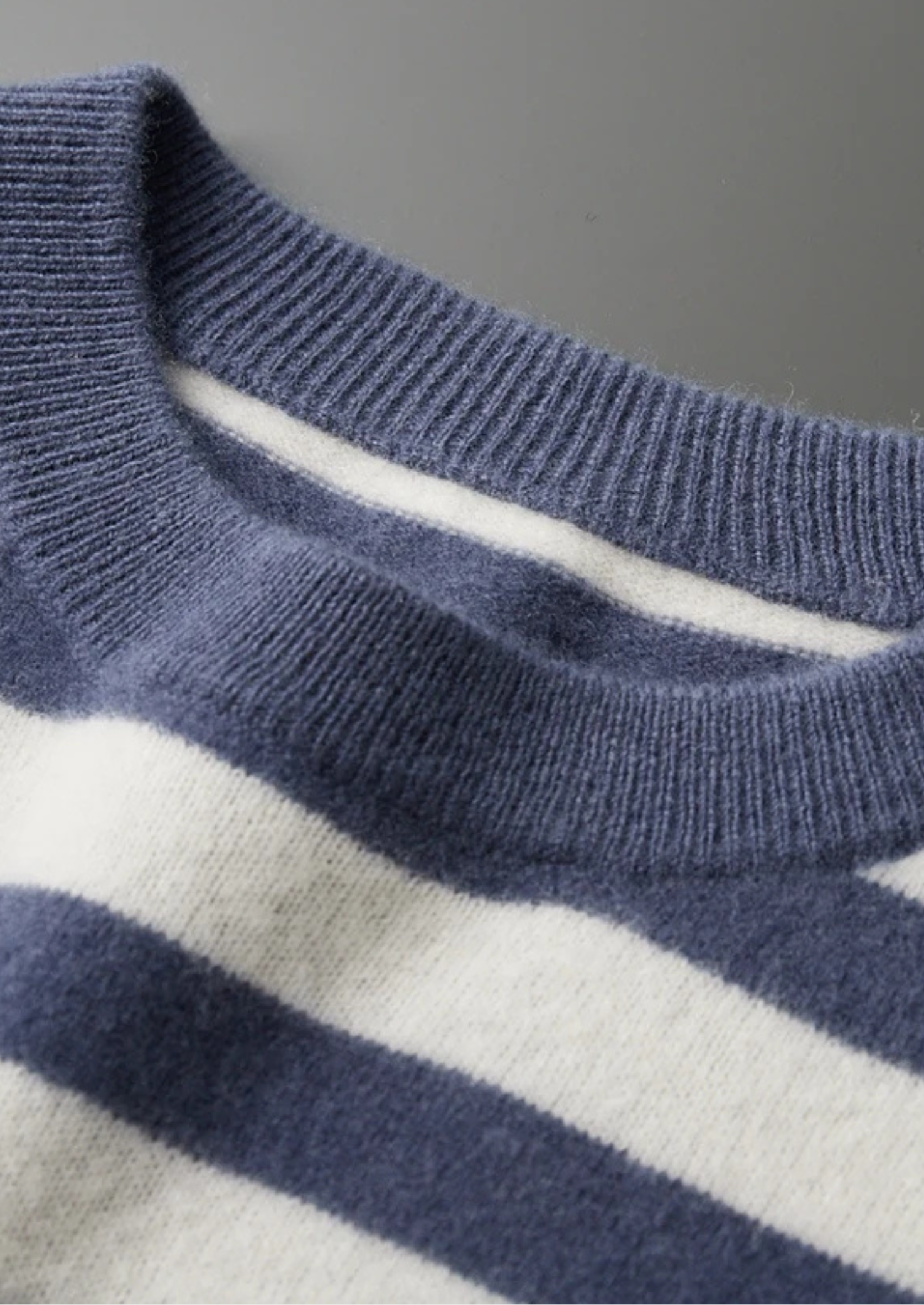 MERINO STRIPED CREWNECK