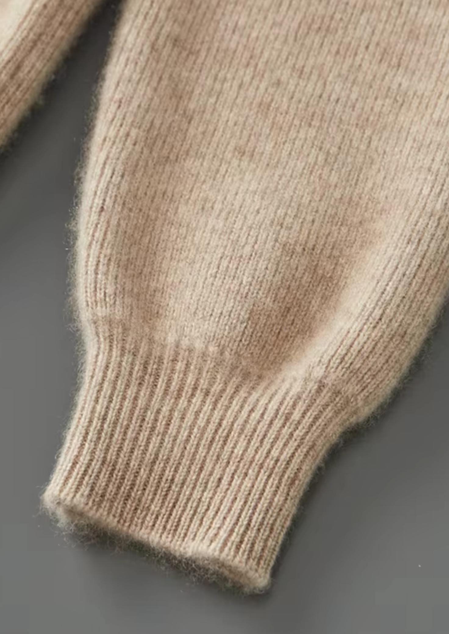 PURE EXTRA-FINE MERINO WOOL RIBBED ZIP CARDIGAN