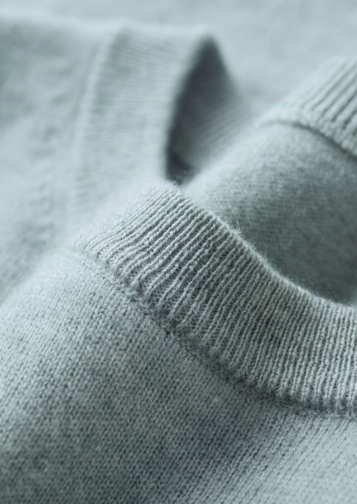 Premium Cashmere Classic Crewneck T-Shirt - Turquoise