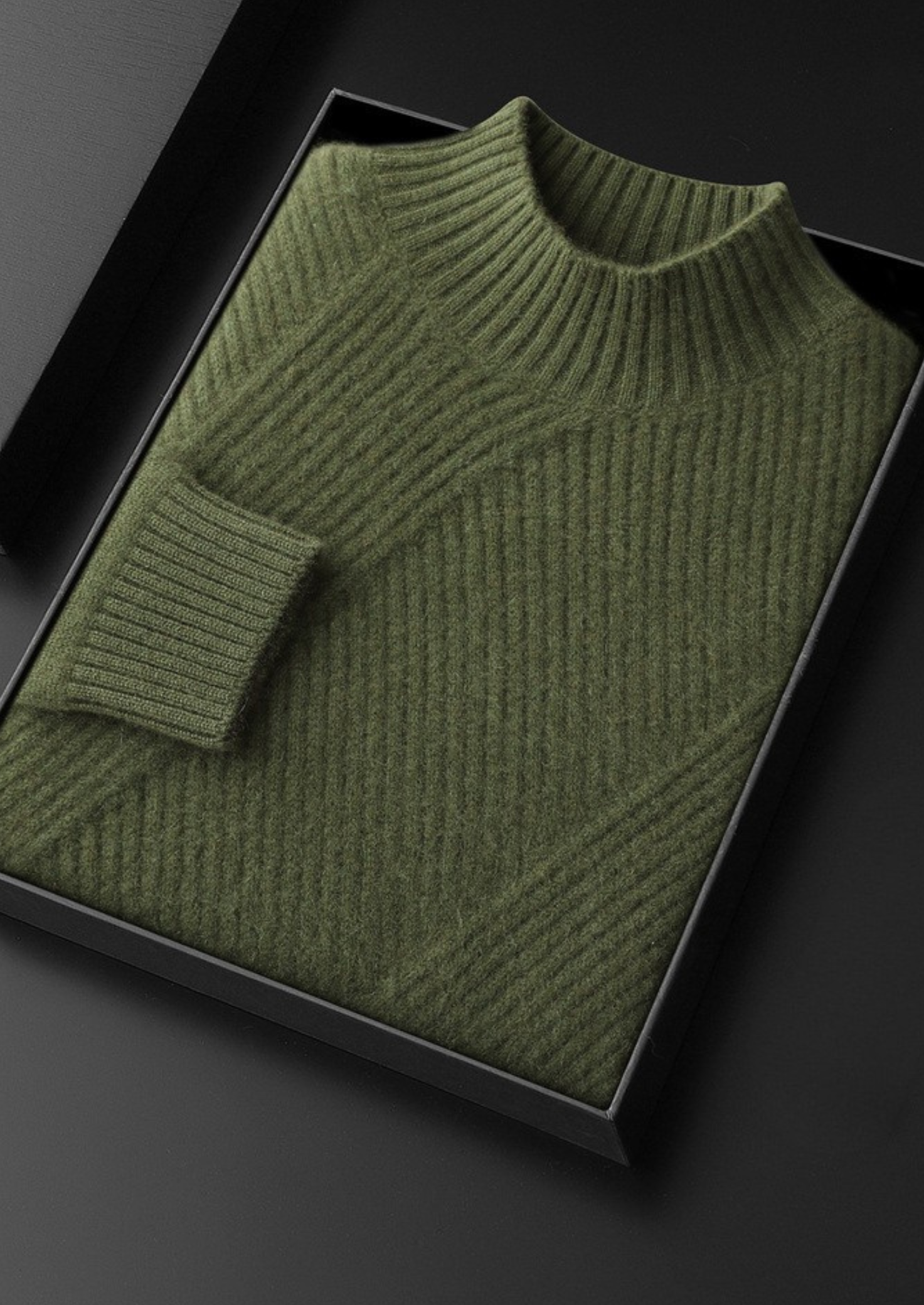 PURE CASHMERE OLIVE PATTERNED MOCKNECK