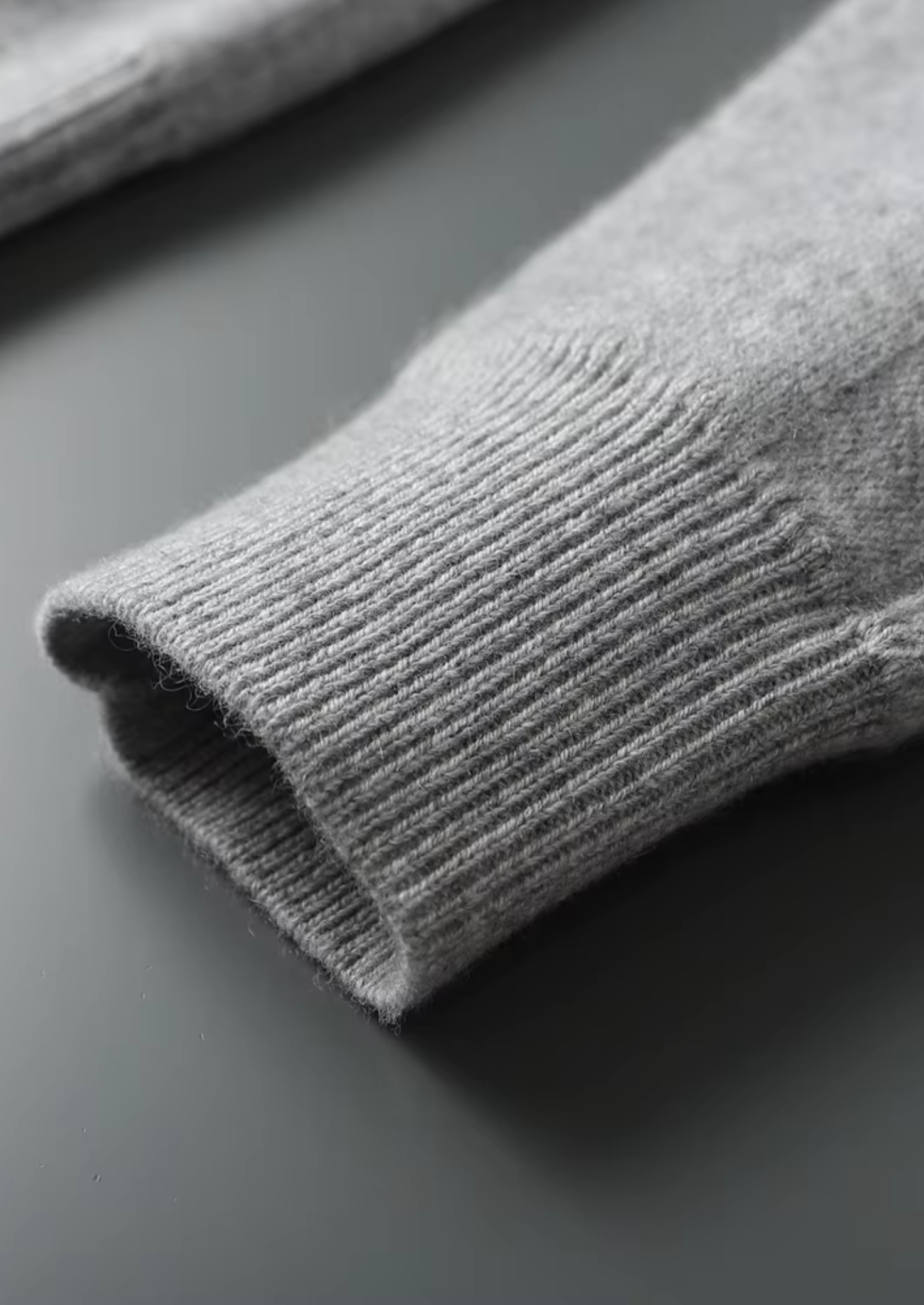 PREMIUM CASHMERE ESSENTIAL HALF-ZIP SWEATER