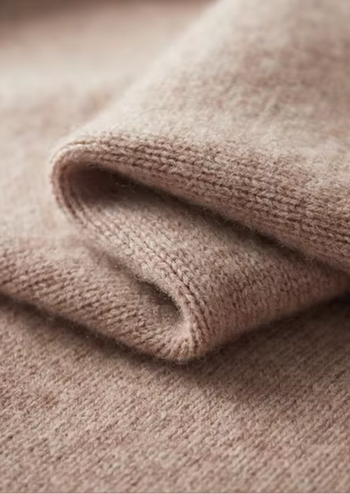 PURE EXTRA-FINE MERINO WOOL BUTTON CARDIGAN