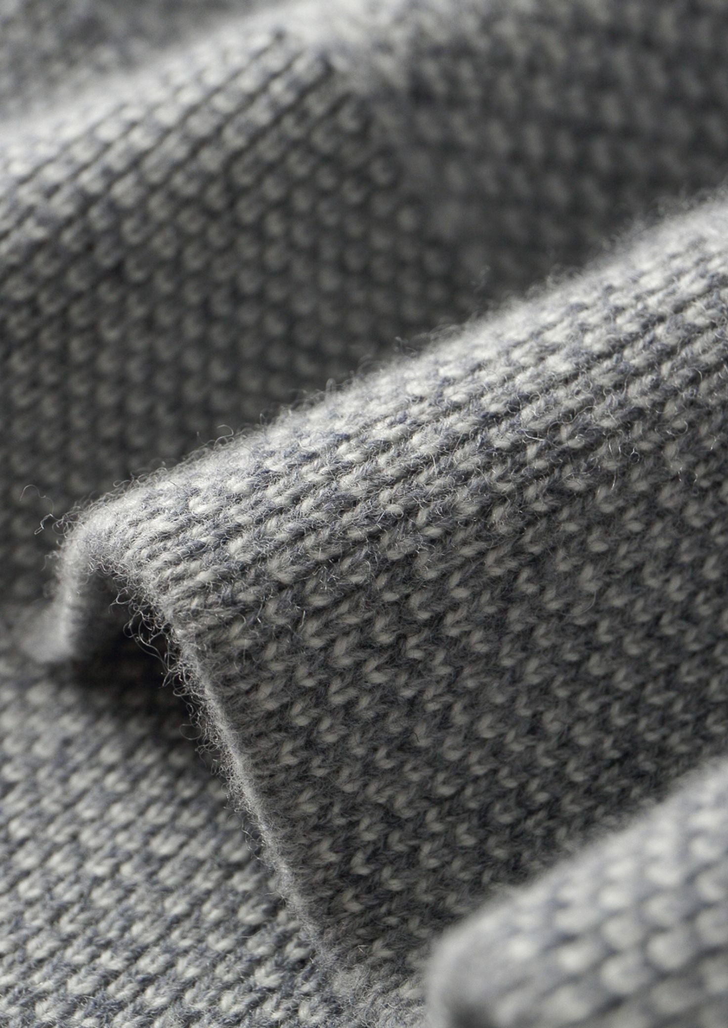 Pure Extra-Fine Merino Wool Light Gray Jaquard Set