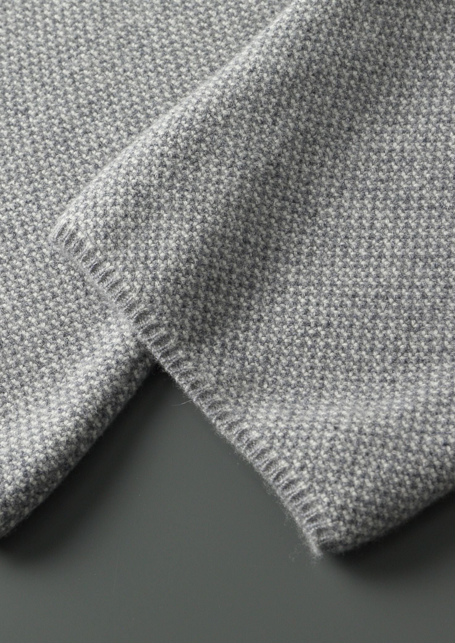 Pure Extra-Fine Merino Wool Light Gray Jaquard Set