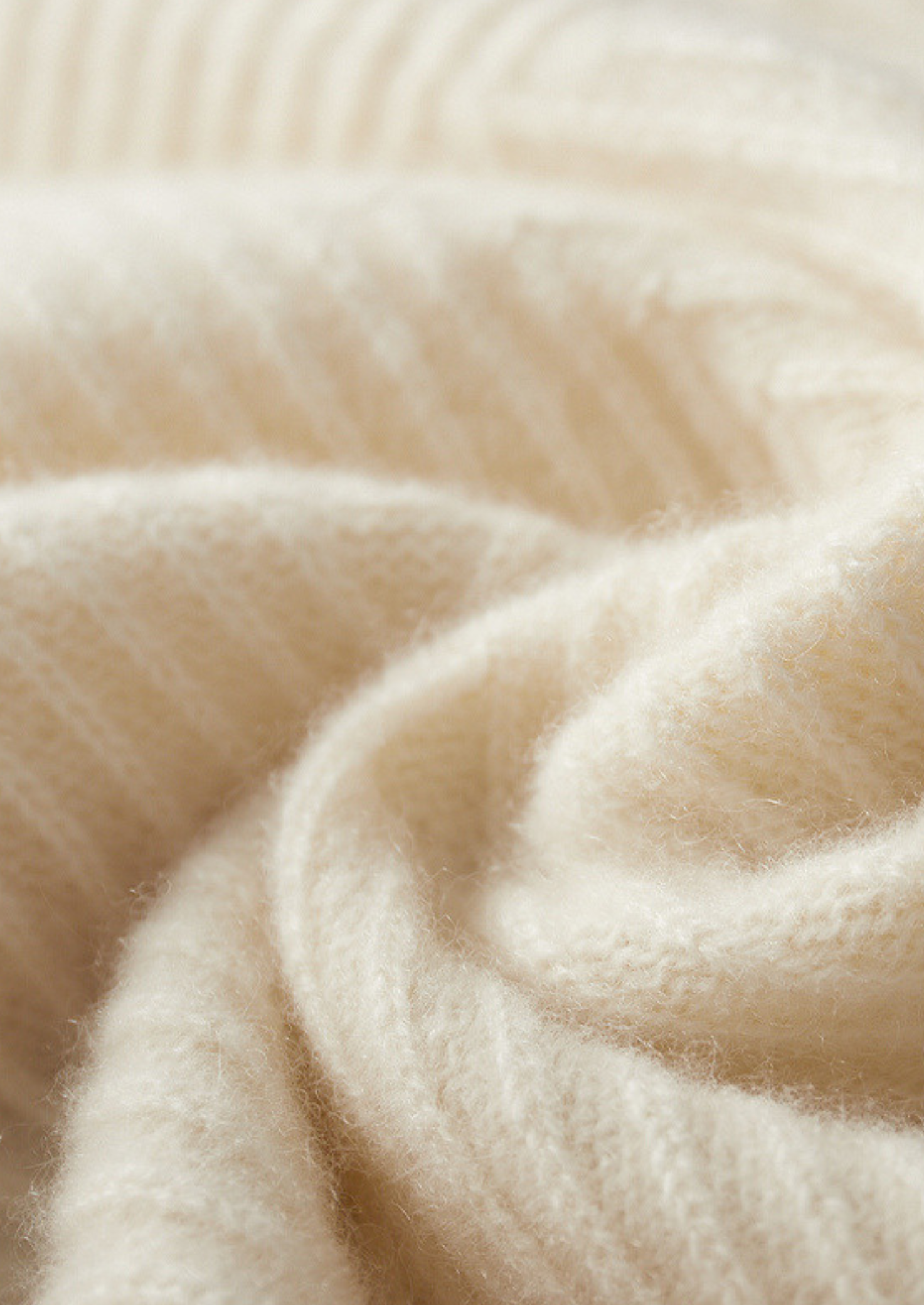 PURE CASHMERE IVORY HERRINGBONE CREWNECK