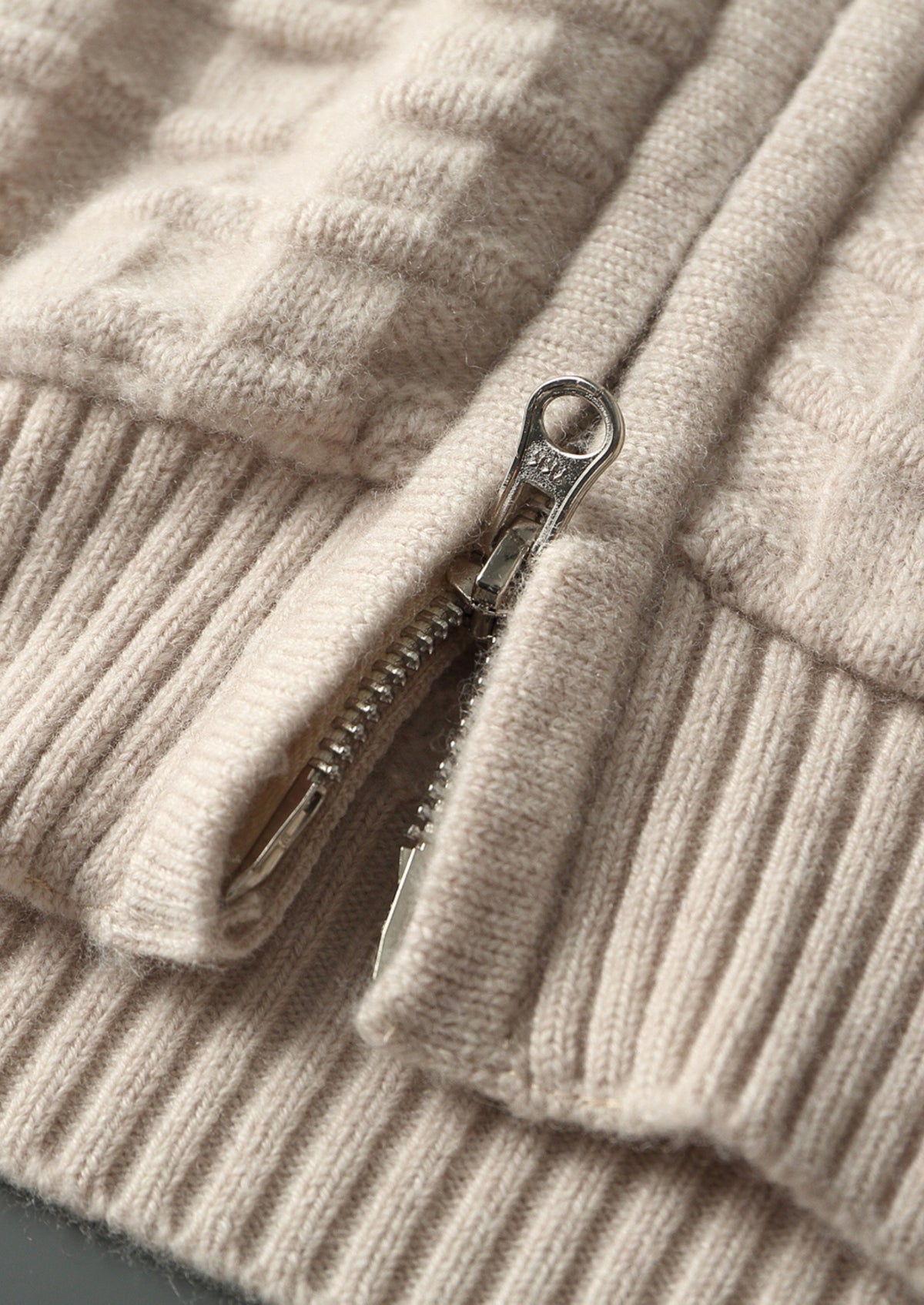 Pure Extra-Fine Merino Wool Textured Hoodie