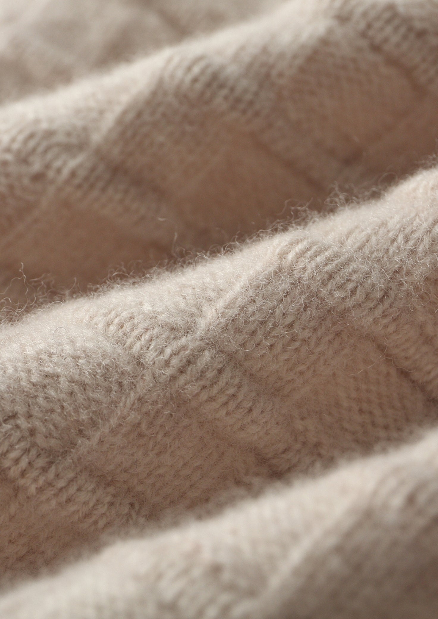 Pure Extra-Fine Merino Wool Textured Hoodie