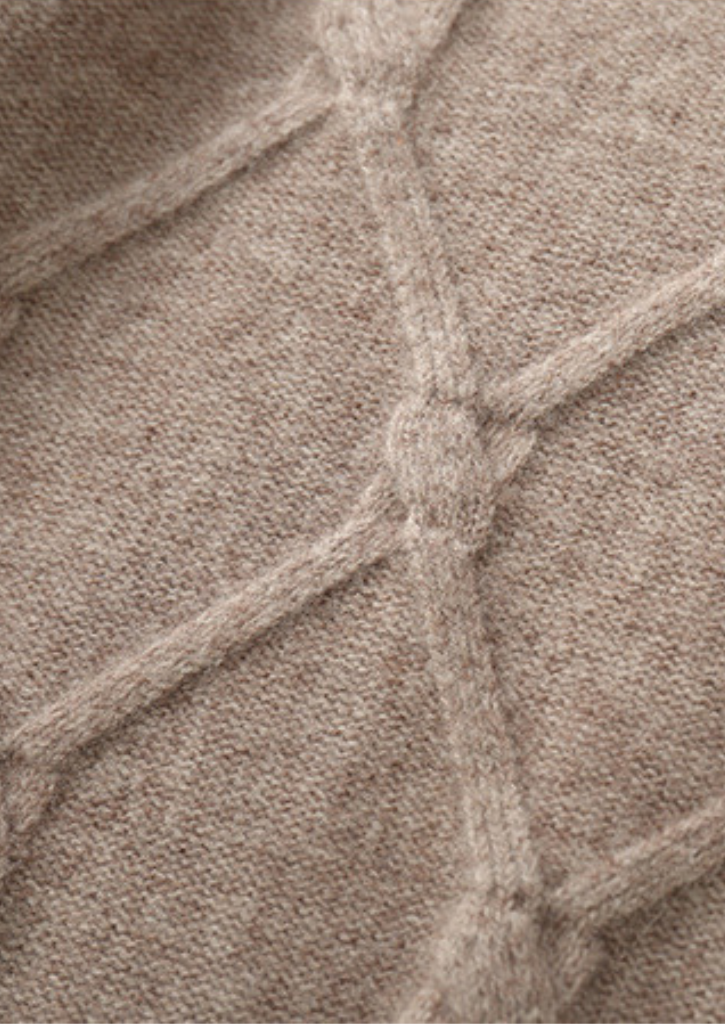 PURE EXTRA-FINE MERINO WOOL CABLE CREWNECK