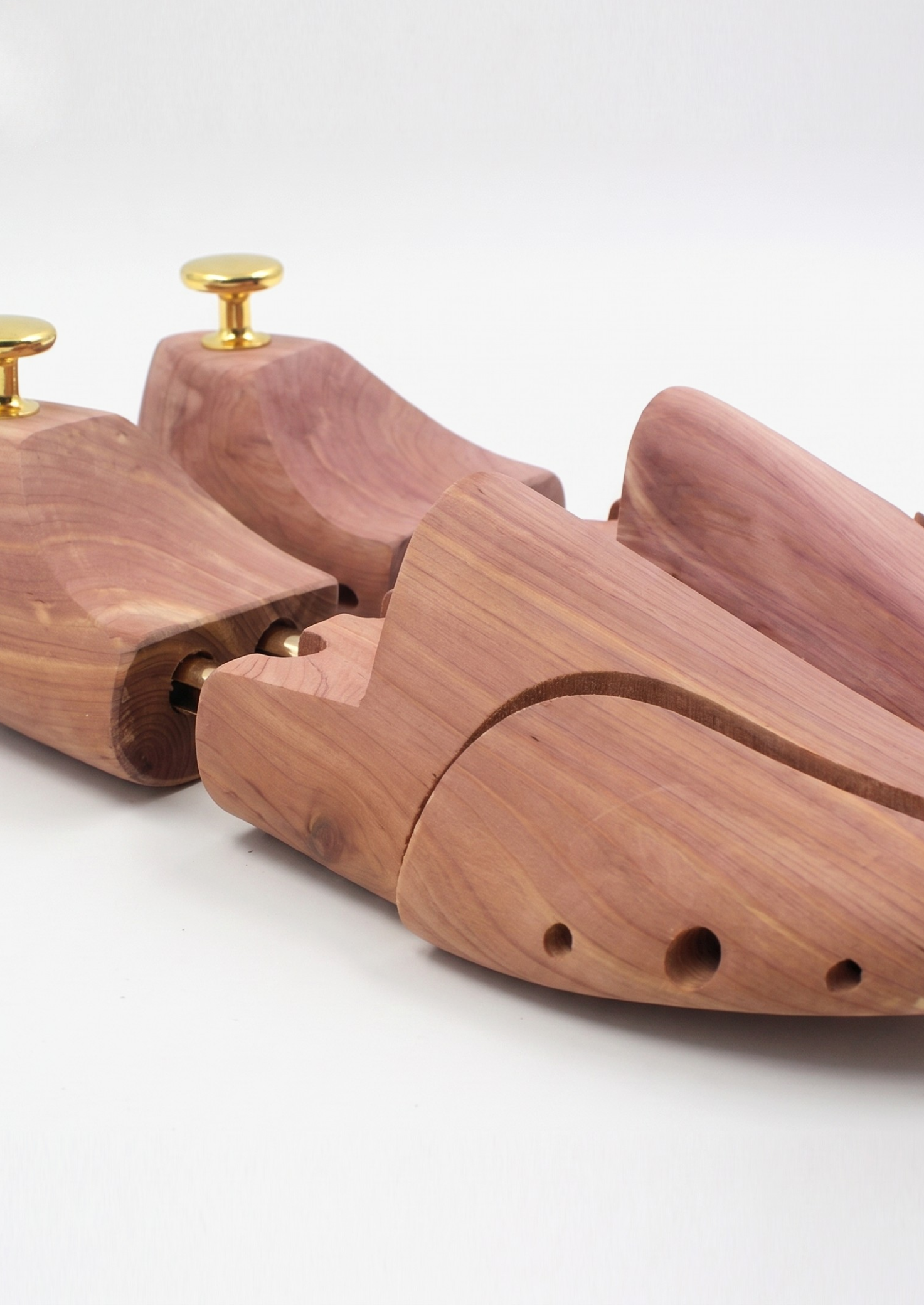 CEDAR SHOE TREES