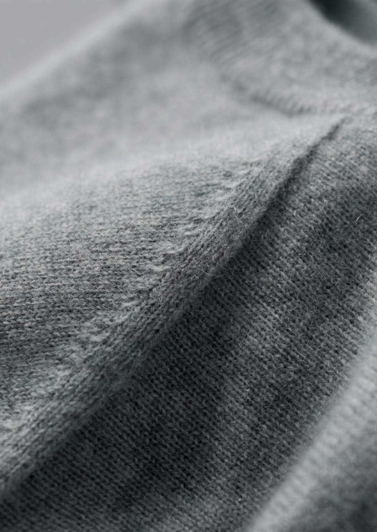 Premium Cashmere Classic Crewneck T-Shirt - Shadow Flint