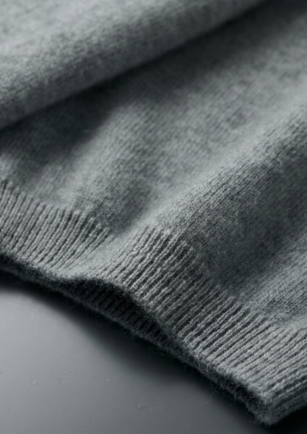 Premium Cashmere Classic Crewneck T-Shirt - Shadow Flint