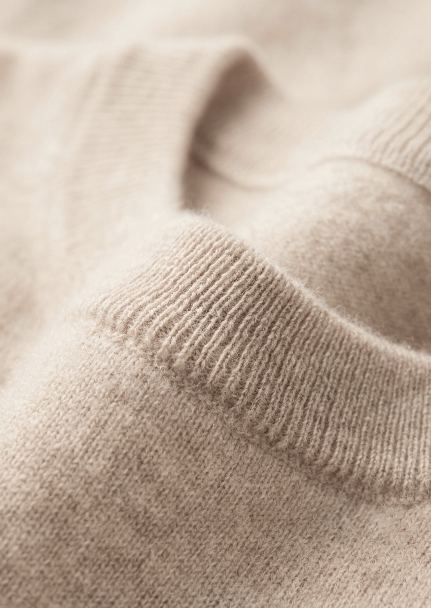 Premium Cashmere Classic Crewneck T-Shirt - Ivory Mocha