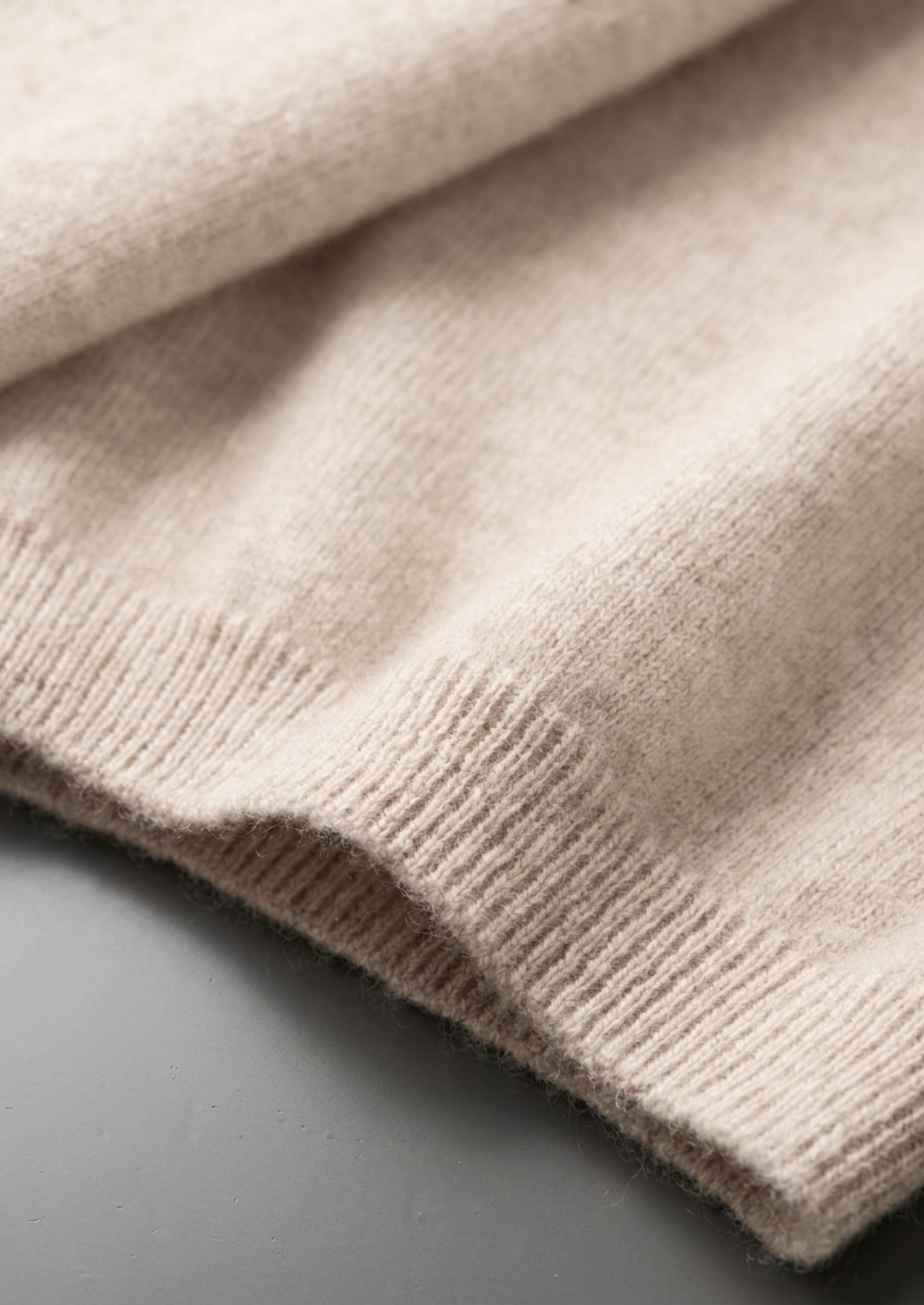 Premium Cashmere Classic Crewneck T-Shirt - Ivory Mocha