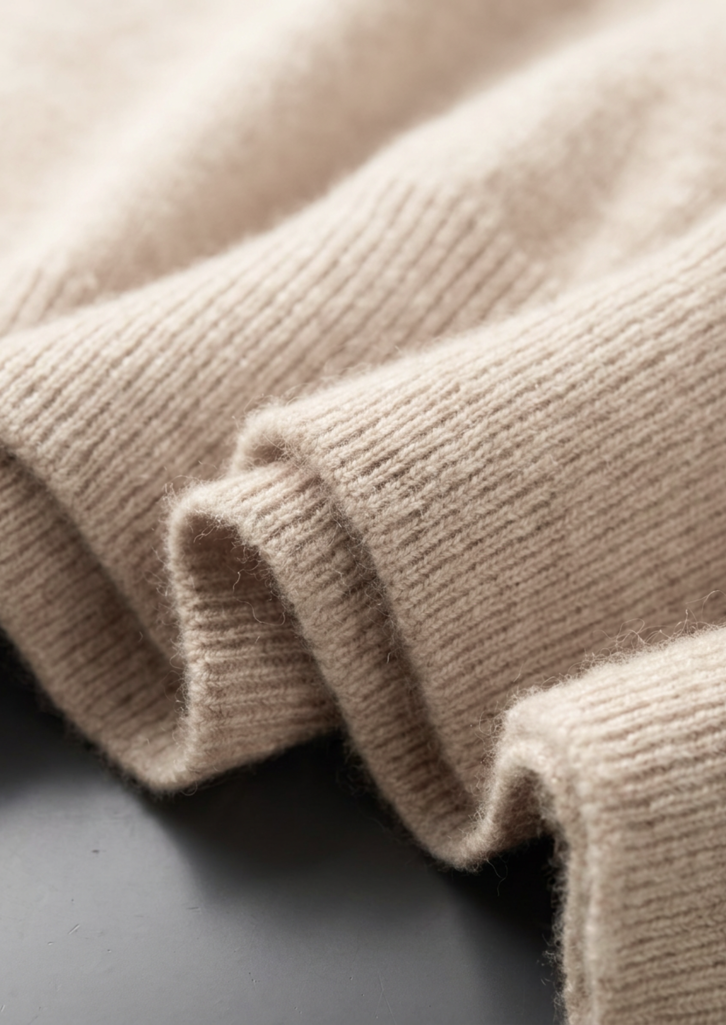 Premium Cashmere Classic Crewneck T-Shirt - Ivory Mocha
