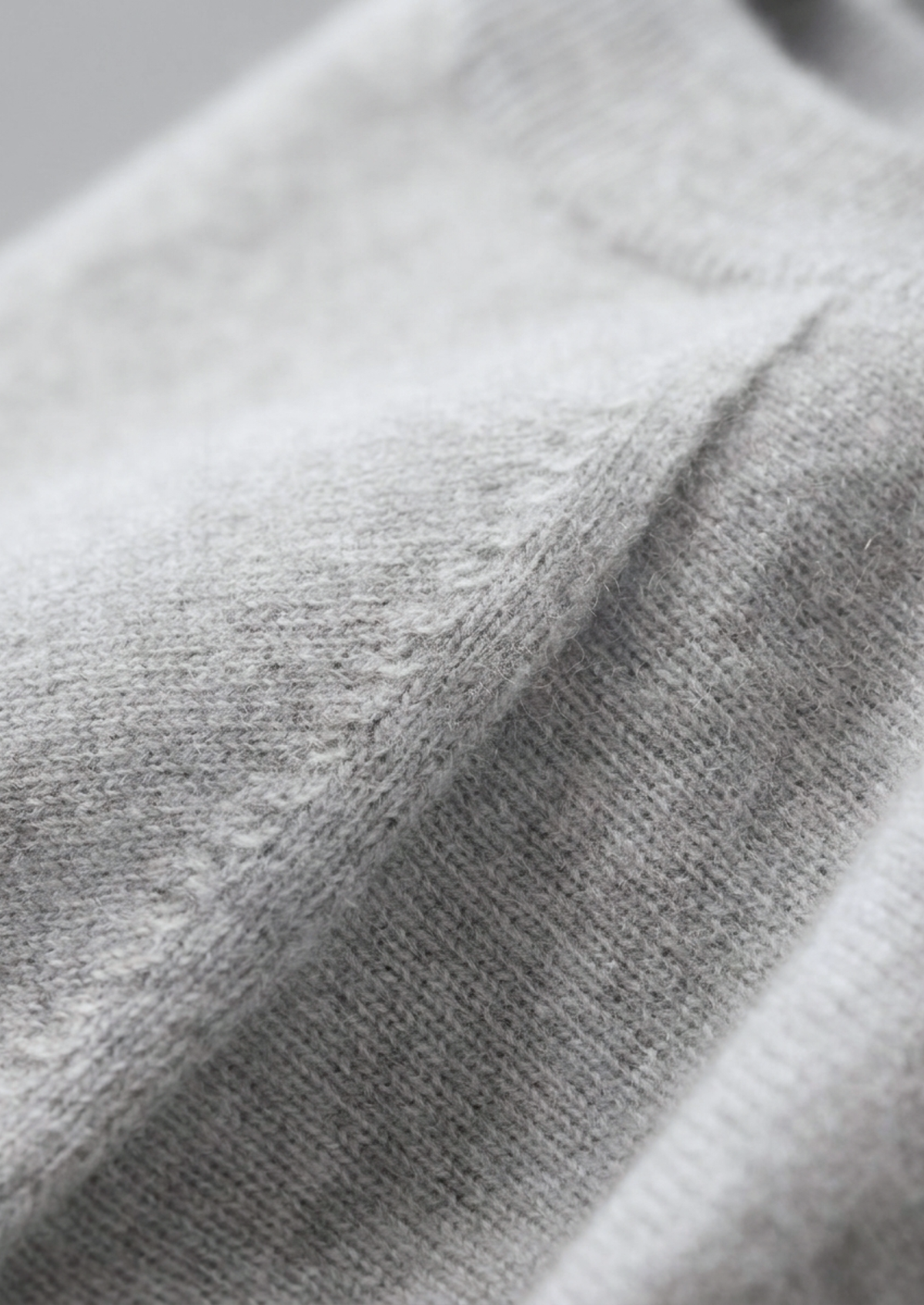 Premium Cashmere Classic Crewneck T-Shirt - Light Gray