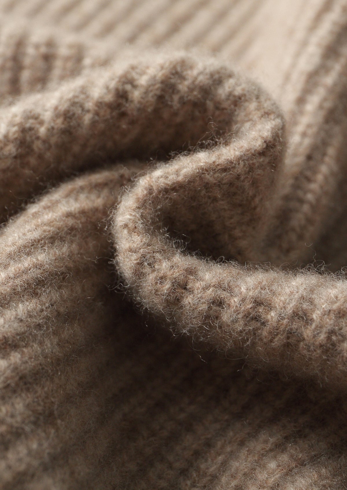 Pure Extra-Fine Merino Wool Ribbed Funnel Neck