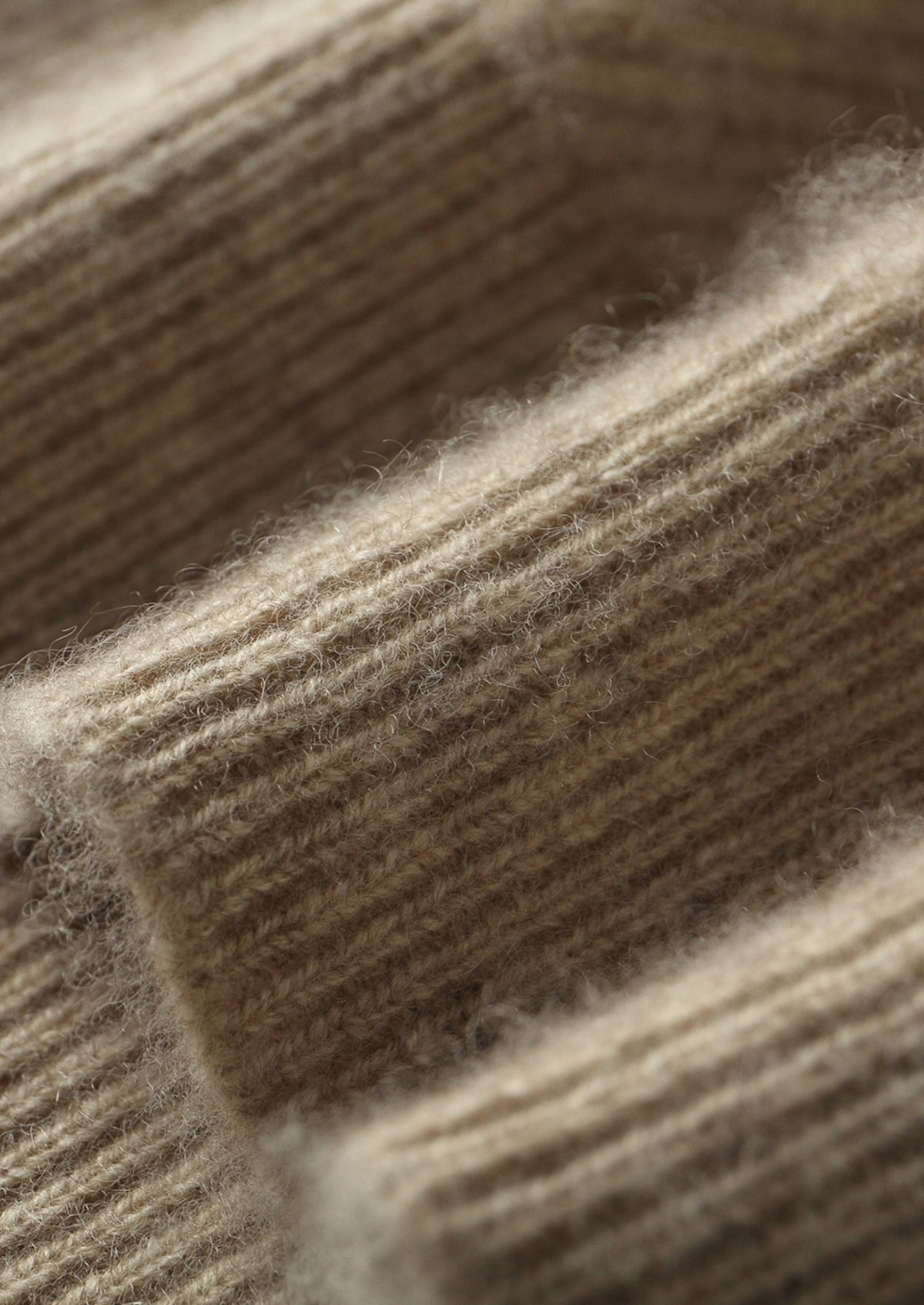 Pure Extra-Fine Merino Wool Herringbone Quarter Zip Sweater