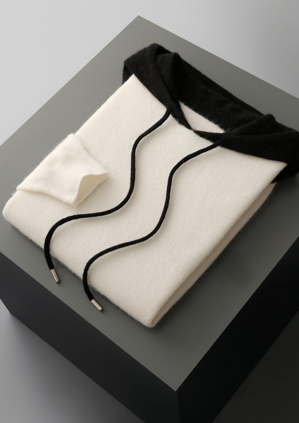Pure Extra-Fine Merino Wool Two-Tone Leisure Hoodie