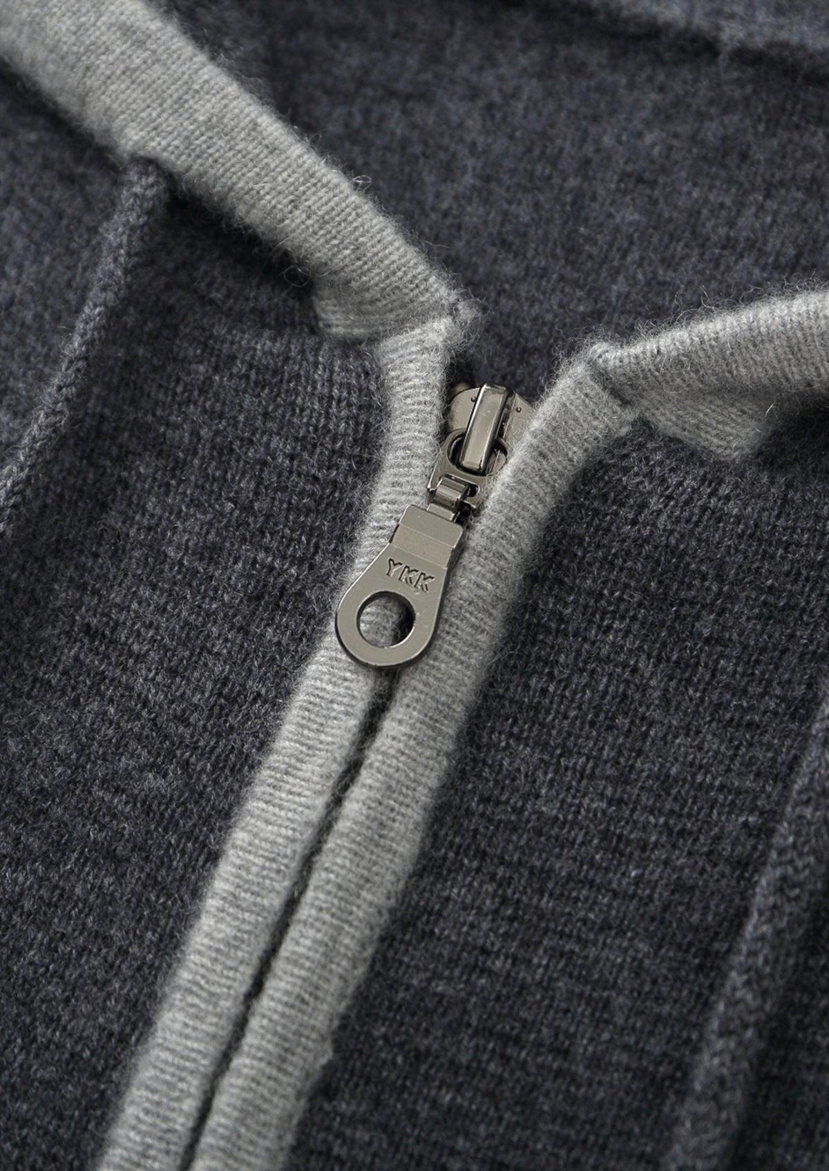 Pure Extra-Fine Merino Wool Two-Tone Zipper Hoodie
