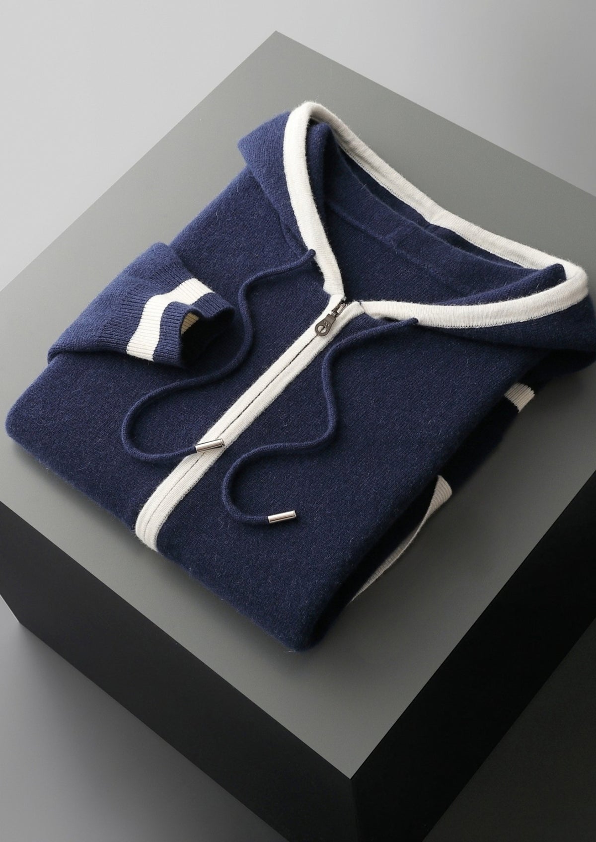 Pure Extra-Fine Merino Wool Two-Tone Zipper Hoodie