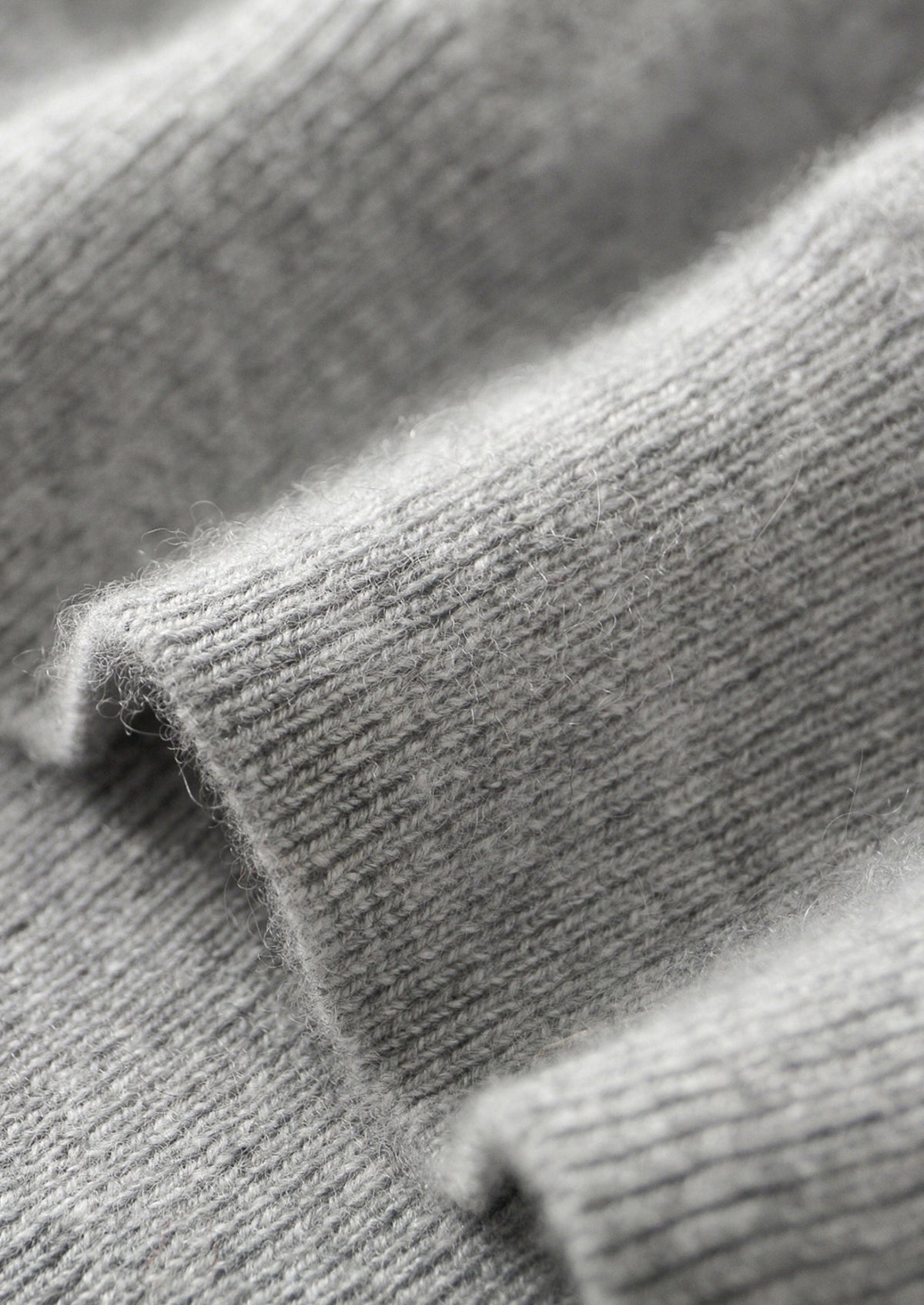 Premium Cashmere Buttonless Contrast Polo