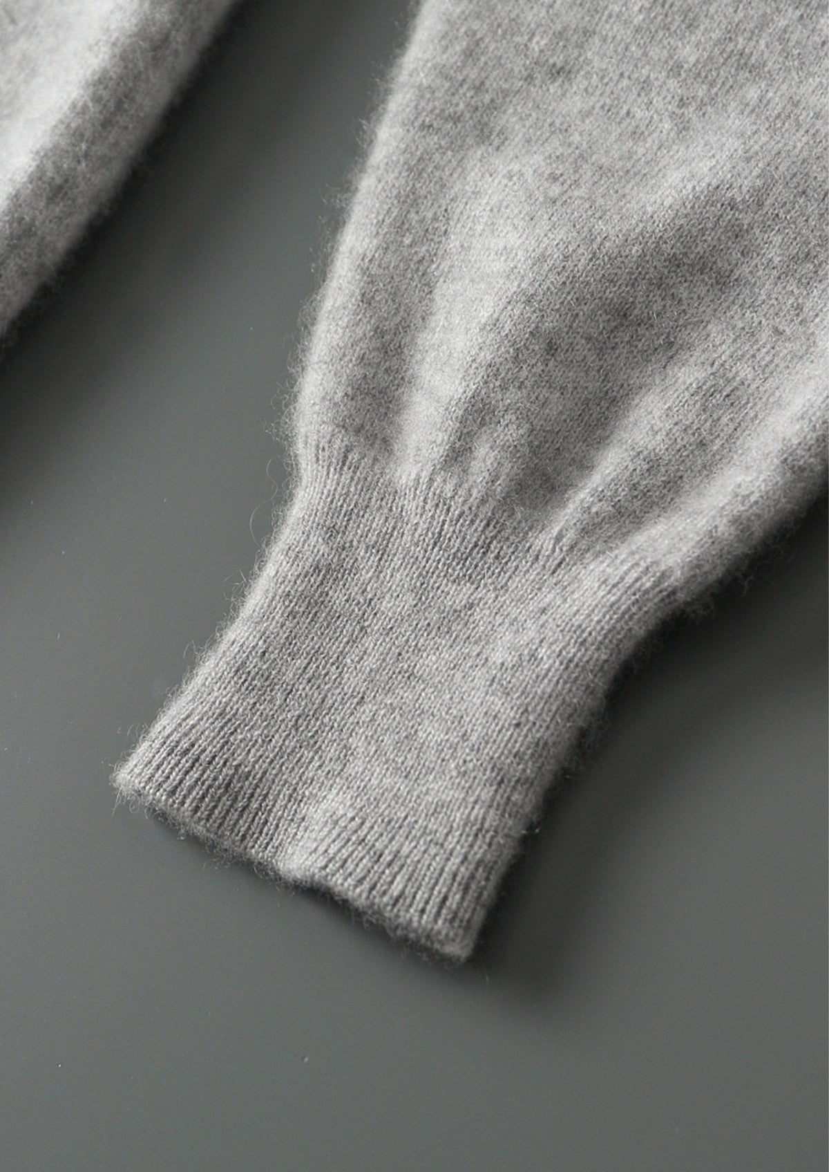 Premium Cashmere Buttonless Contrast Polo