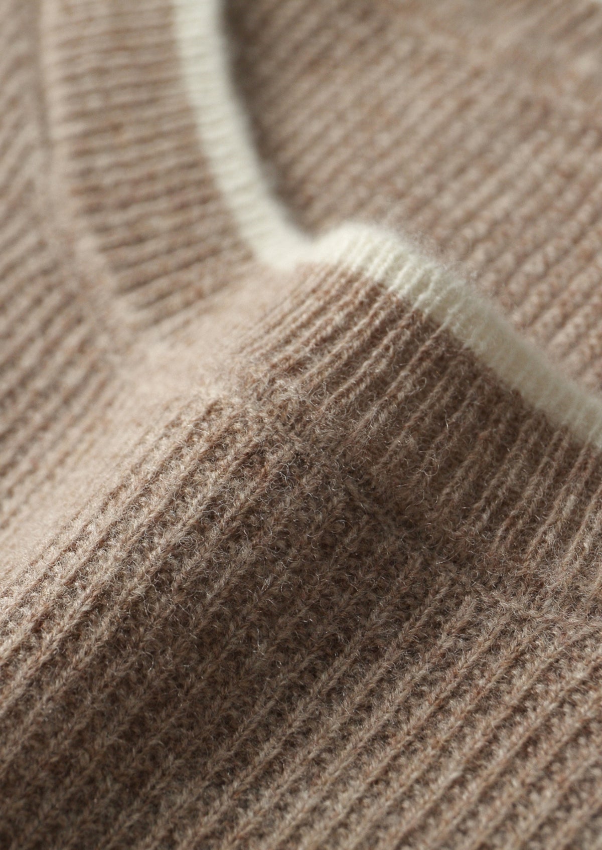 Pure Extra-Fine Merino Wool Contrast Crewneck