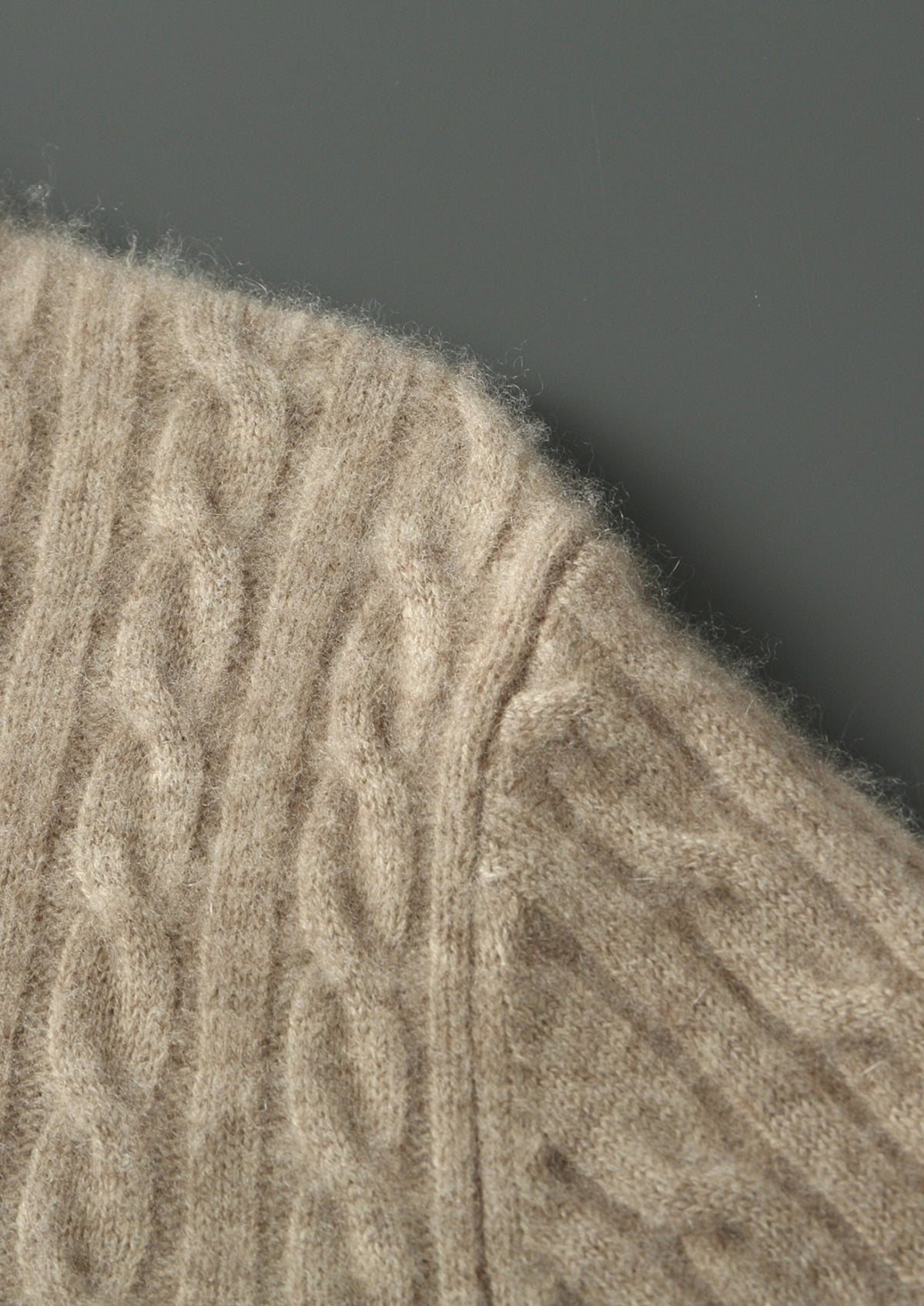 Pure Extra-Fine Merino Wool Cable Knit Zip Cardigan