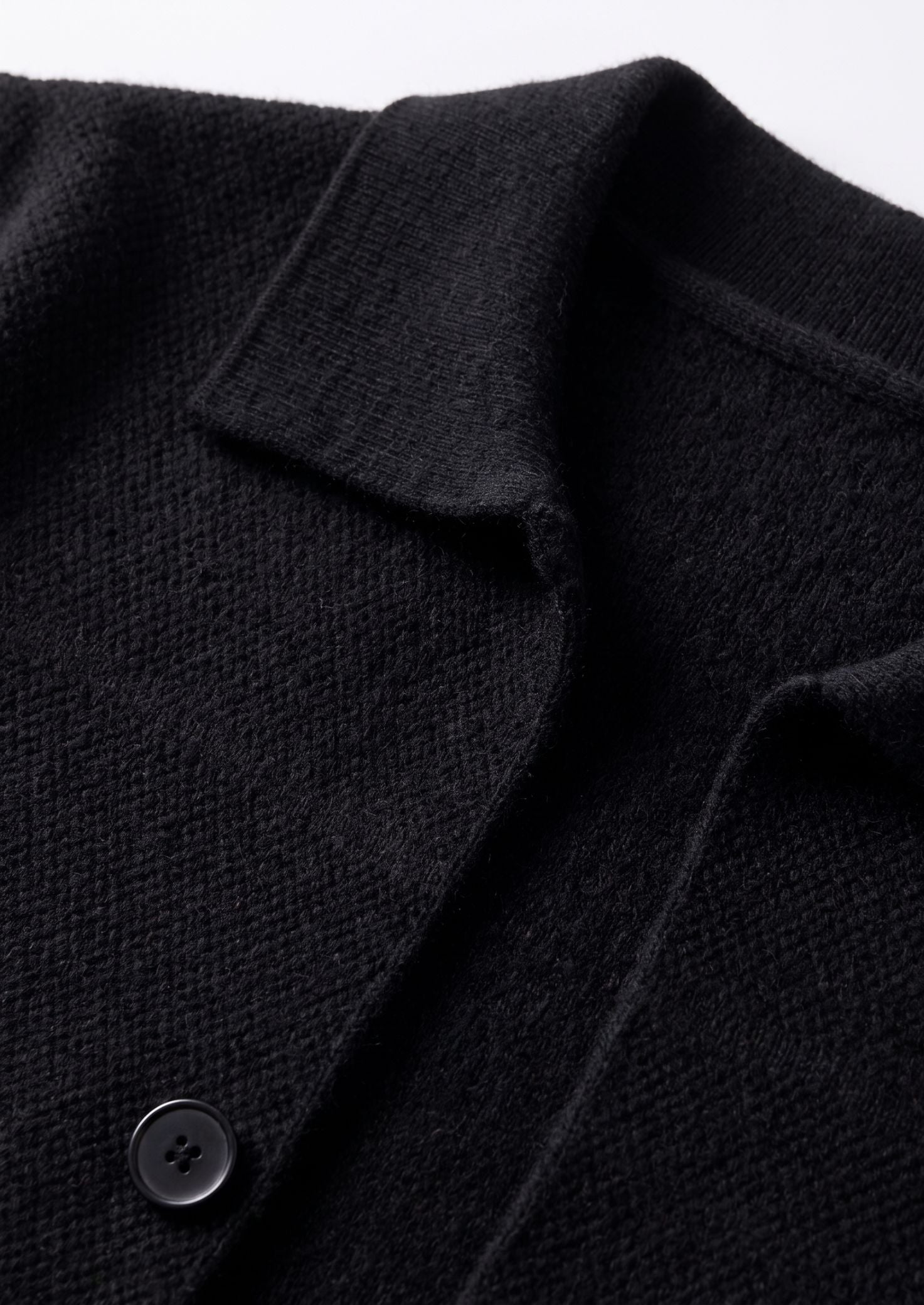 Pure Extra-Fine Merino Wool Black Button Overshirt